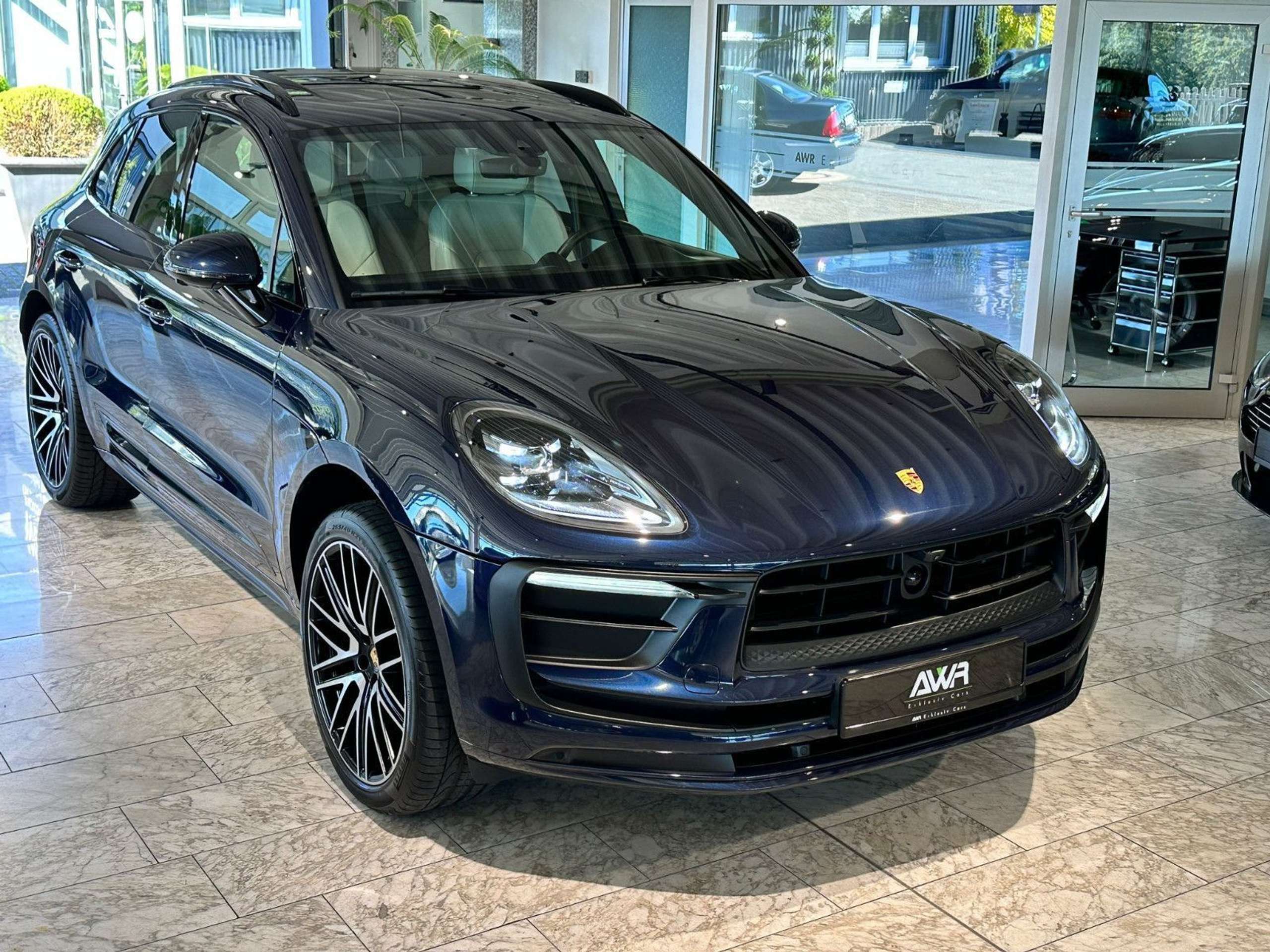 Porsche - Macan