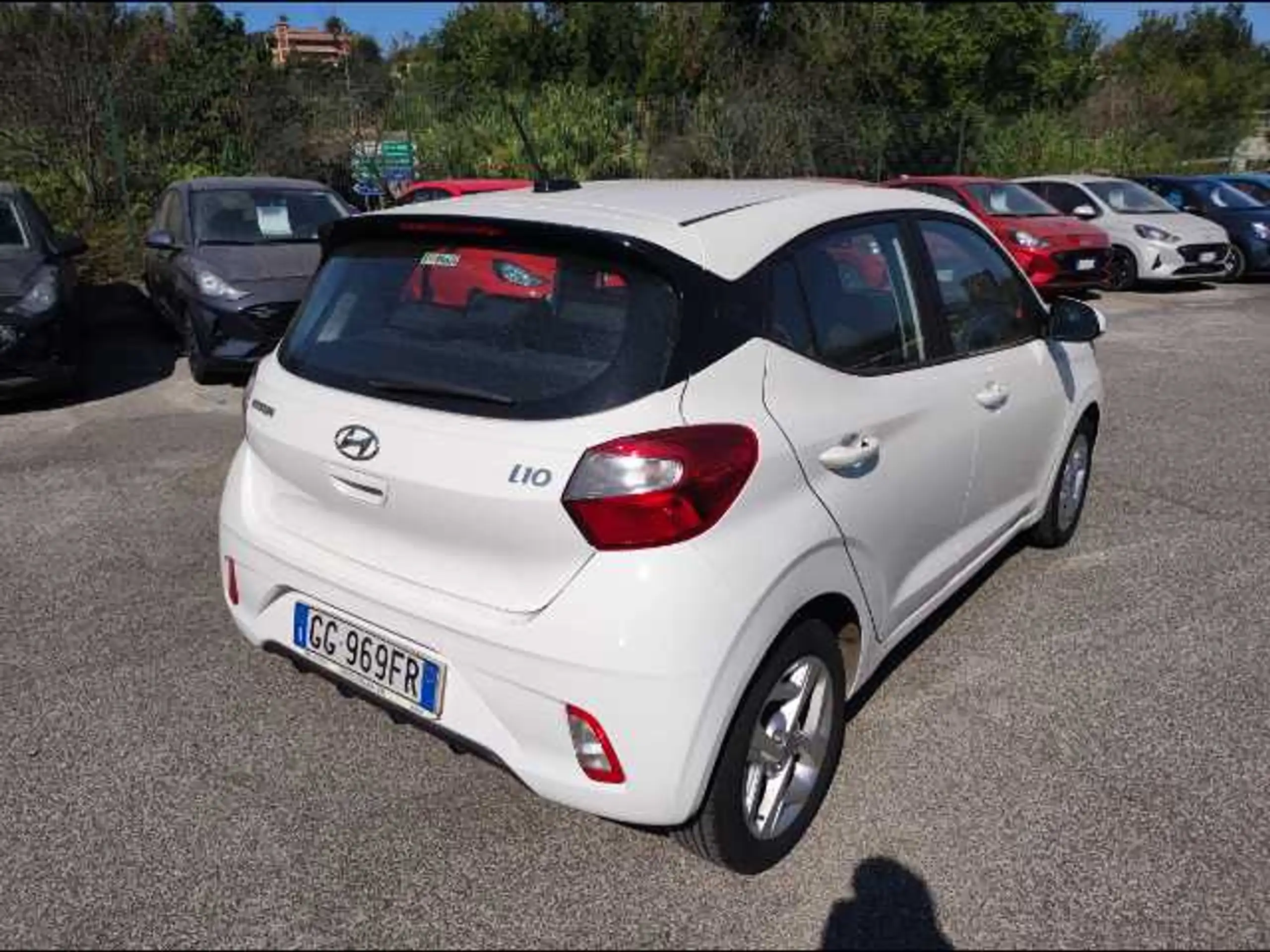 Hyundai - i10