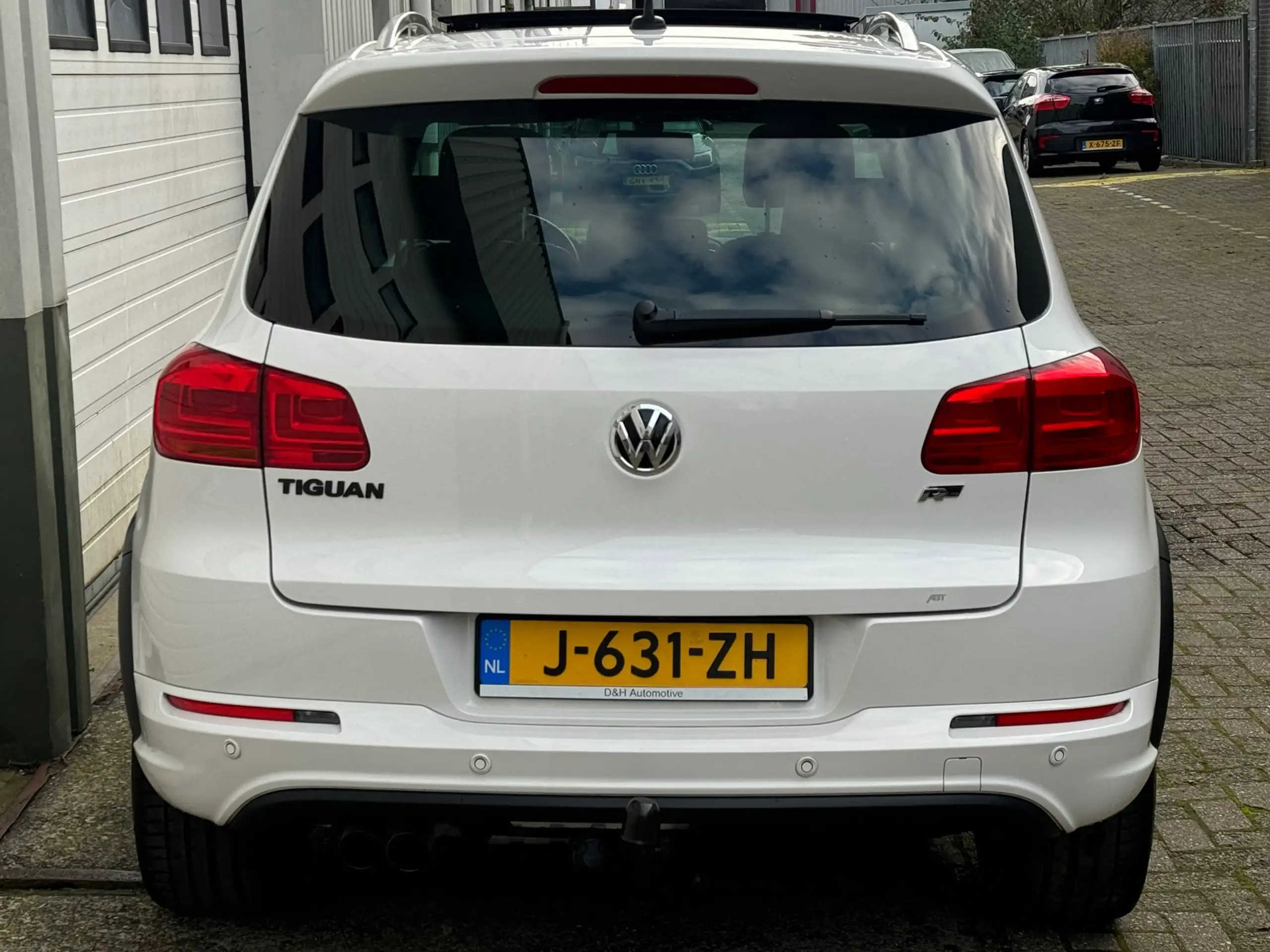 Volkswagen - Tiguan