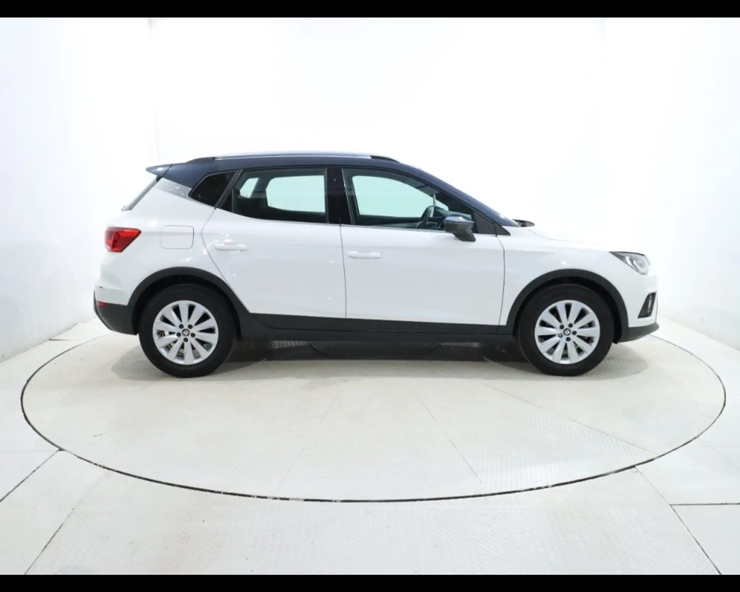 SEAT - Arona