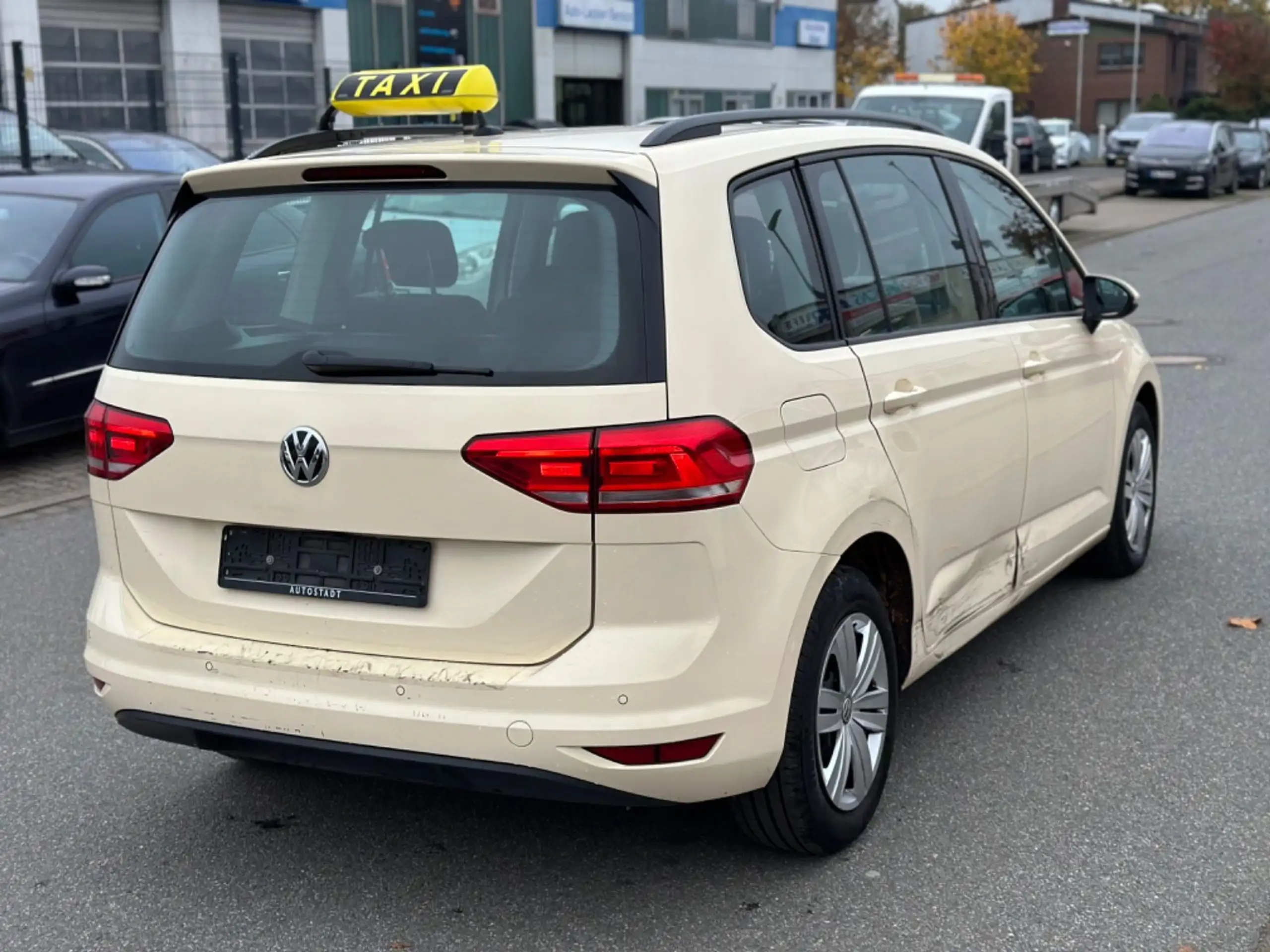 Volkswagen - Touran