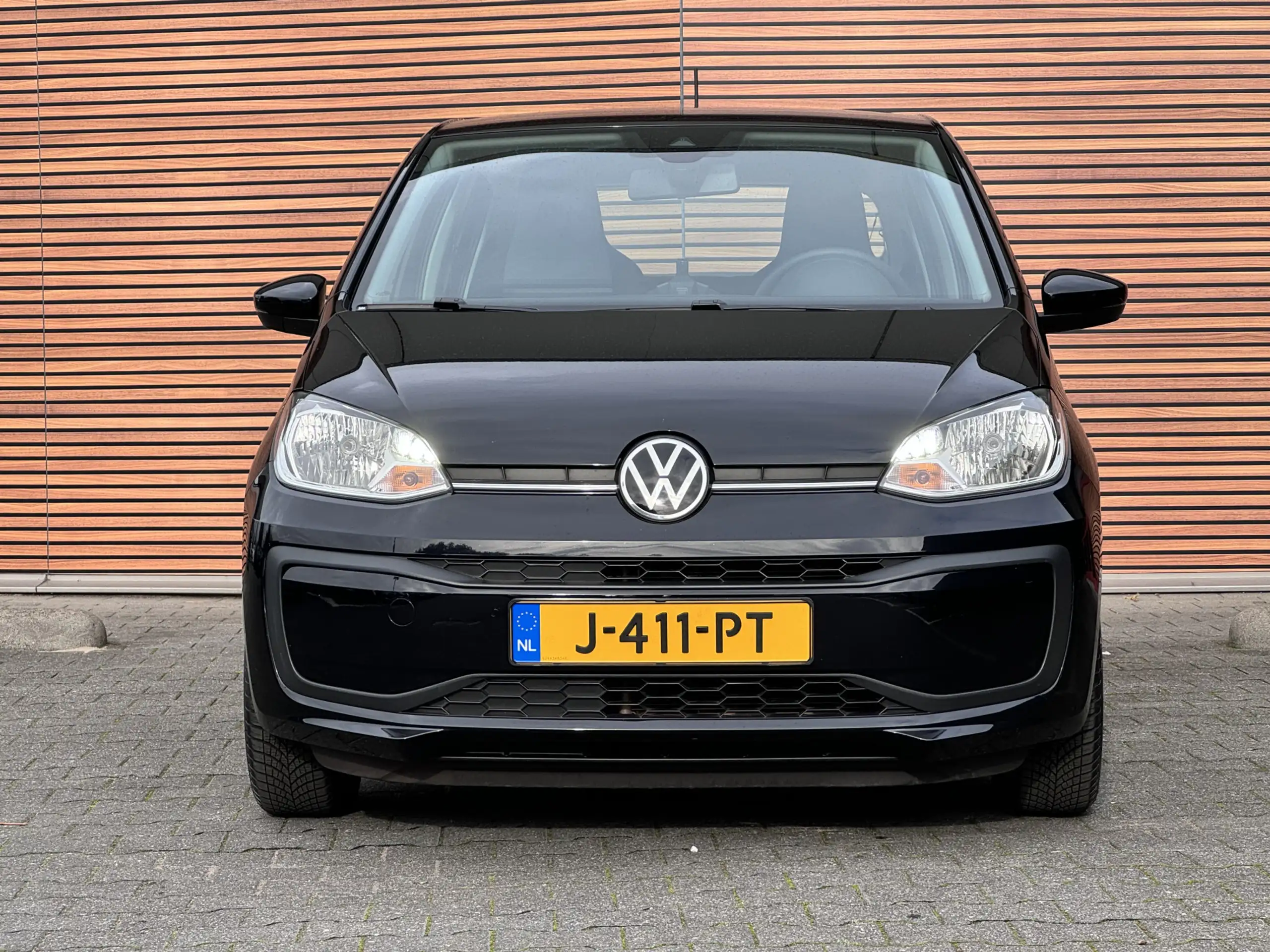 Volkswagen - up!