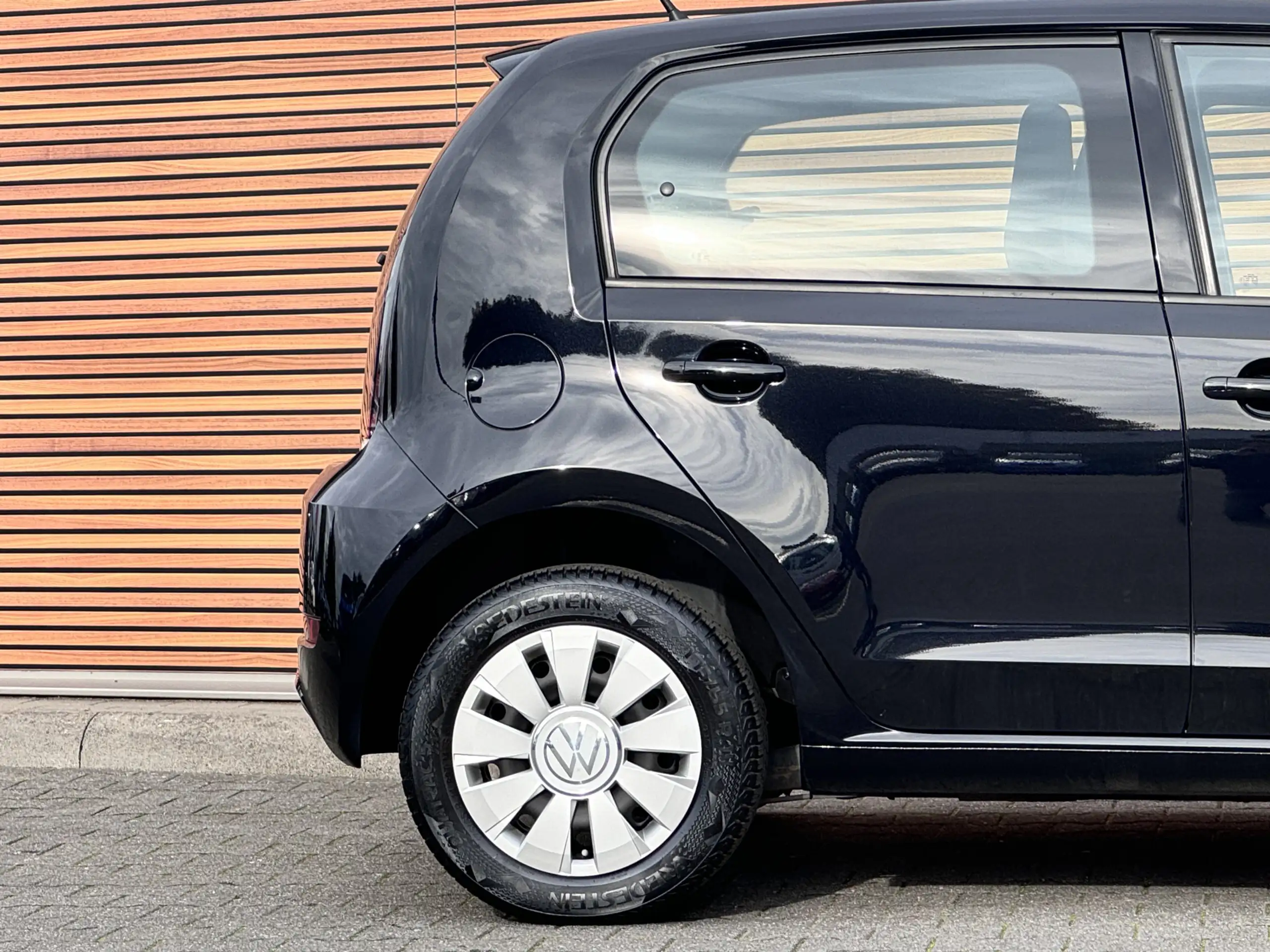 Volkswagen - up!