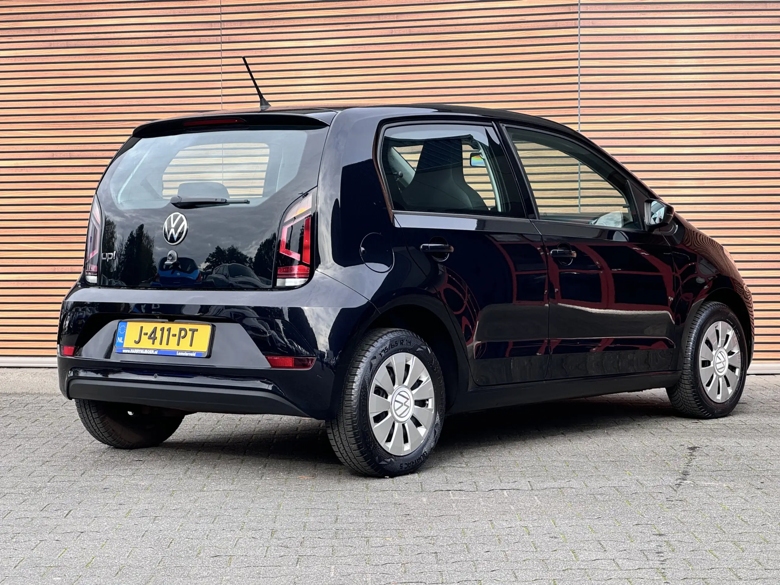 Volkswagen - up!