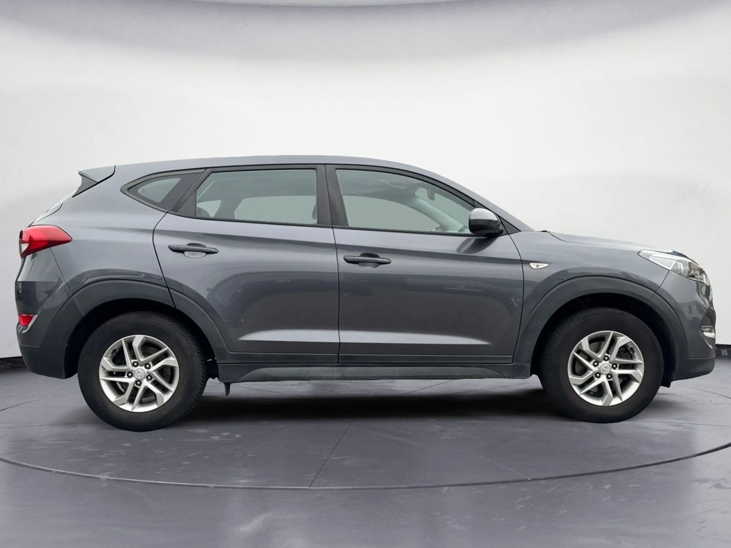 Hyundai - TUCSON