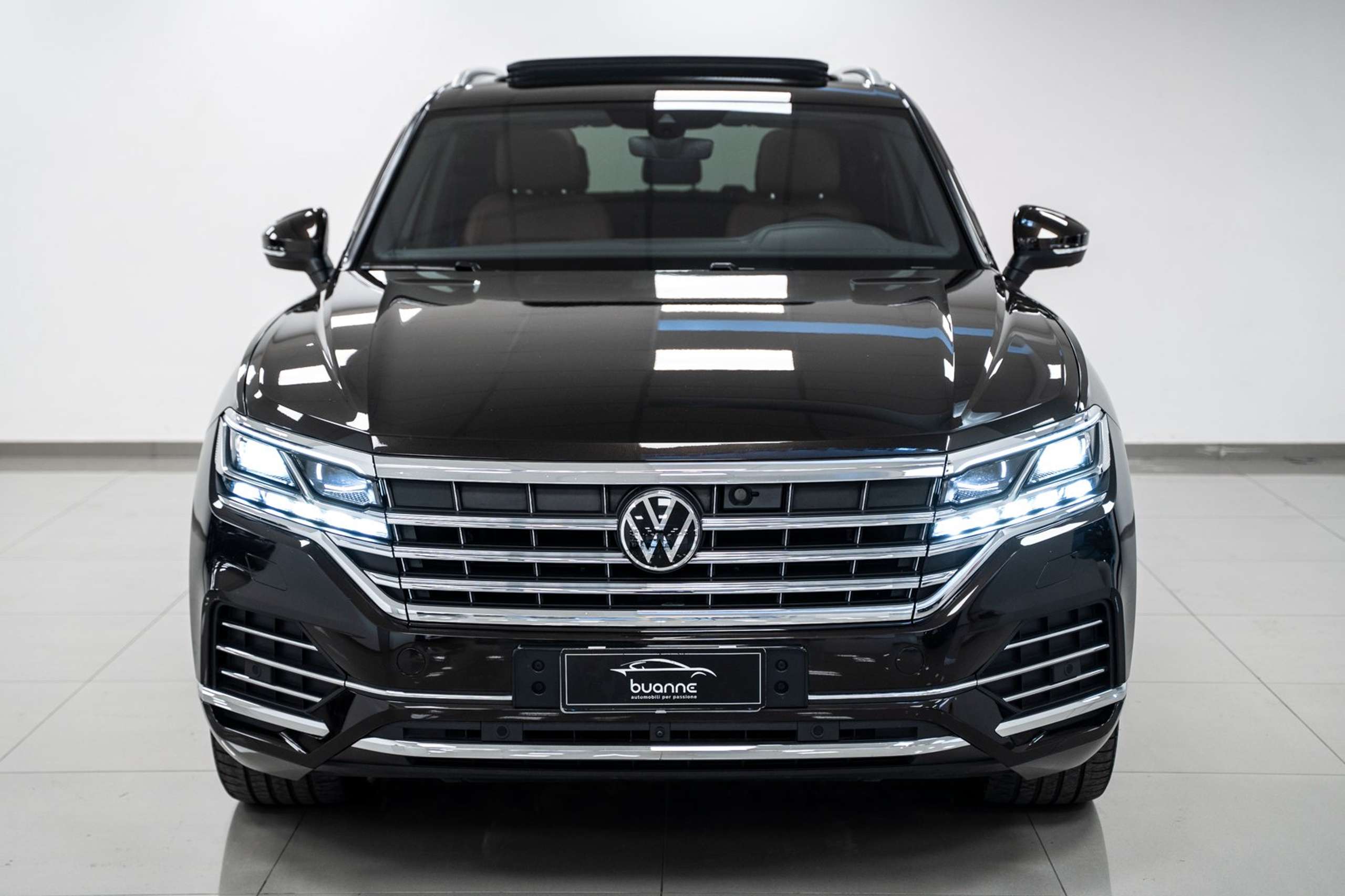 Volkswagen - Touareg