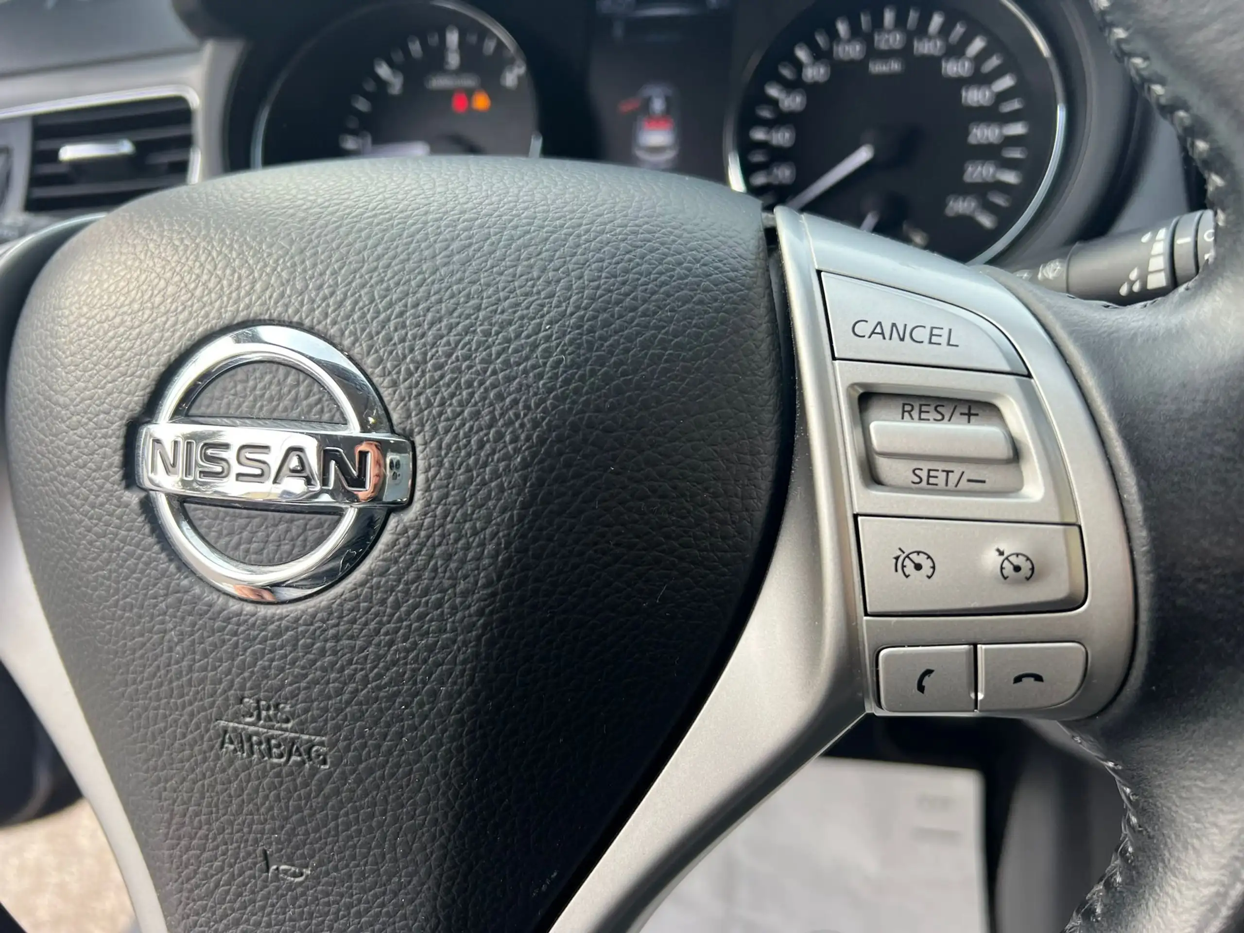 Nissan - Pulsar