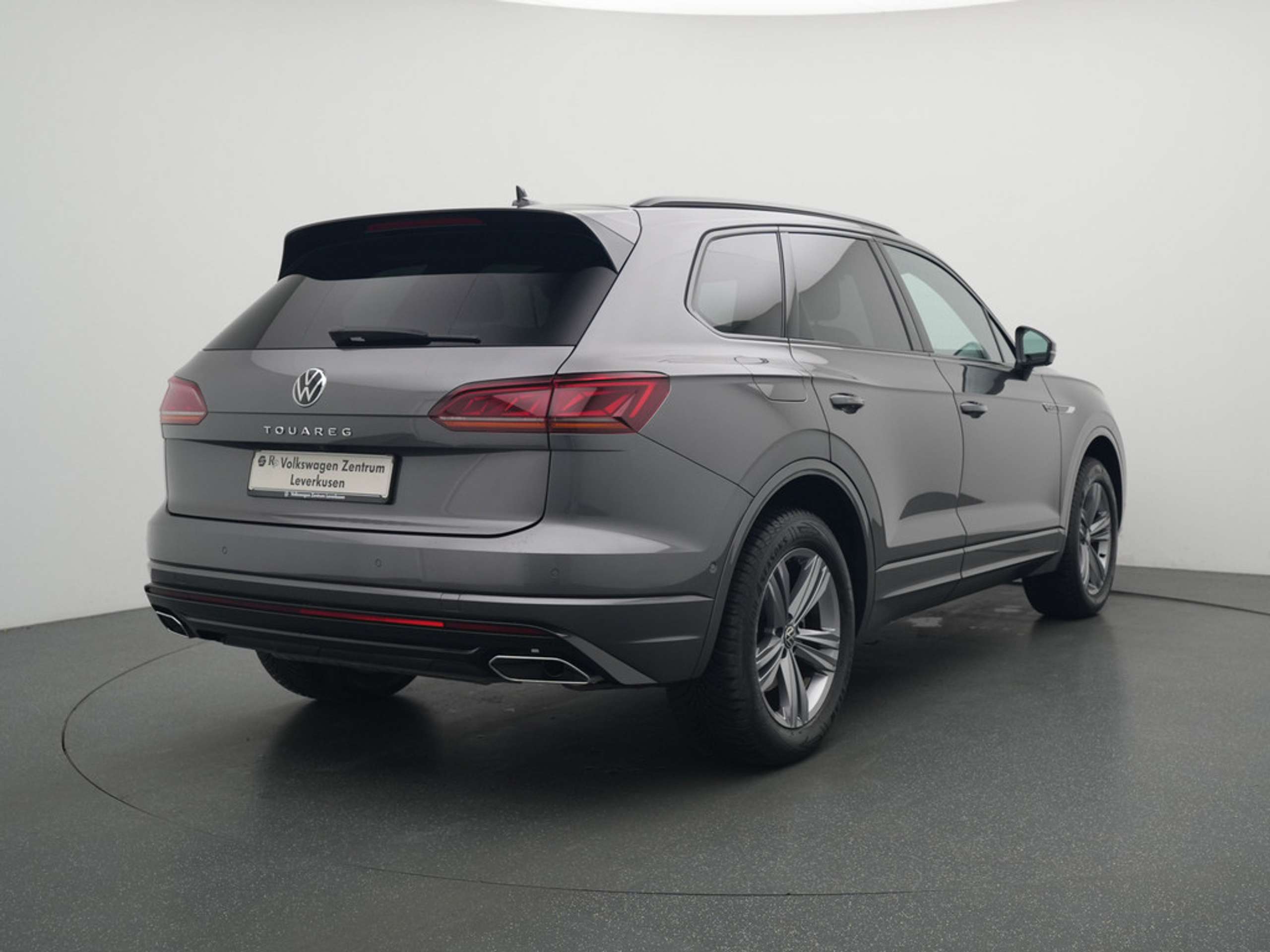 Volkswagen - Touareg