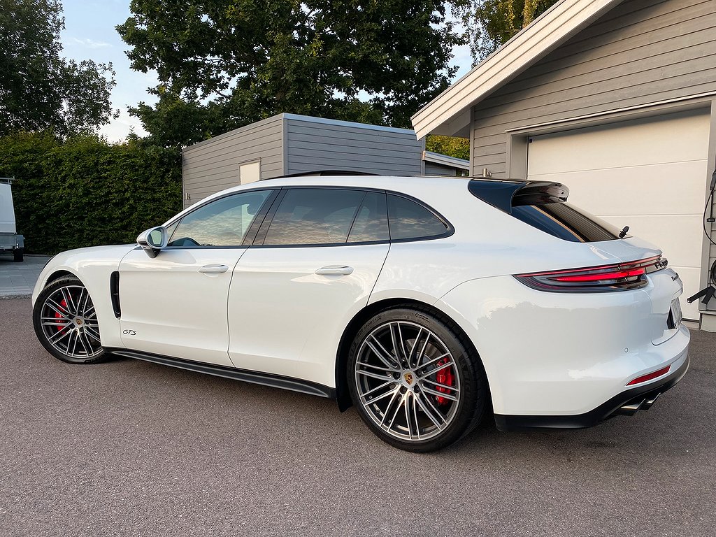 Porsche - Panamera