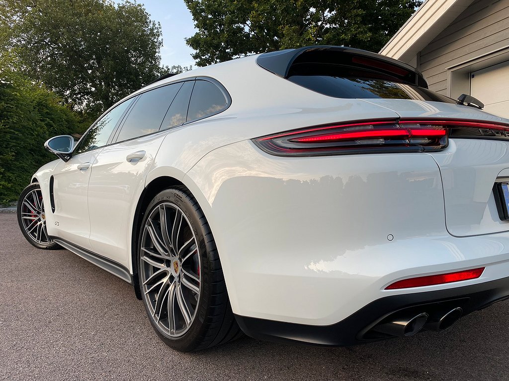 Porsche - Panamera