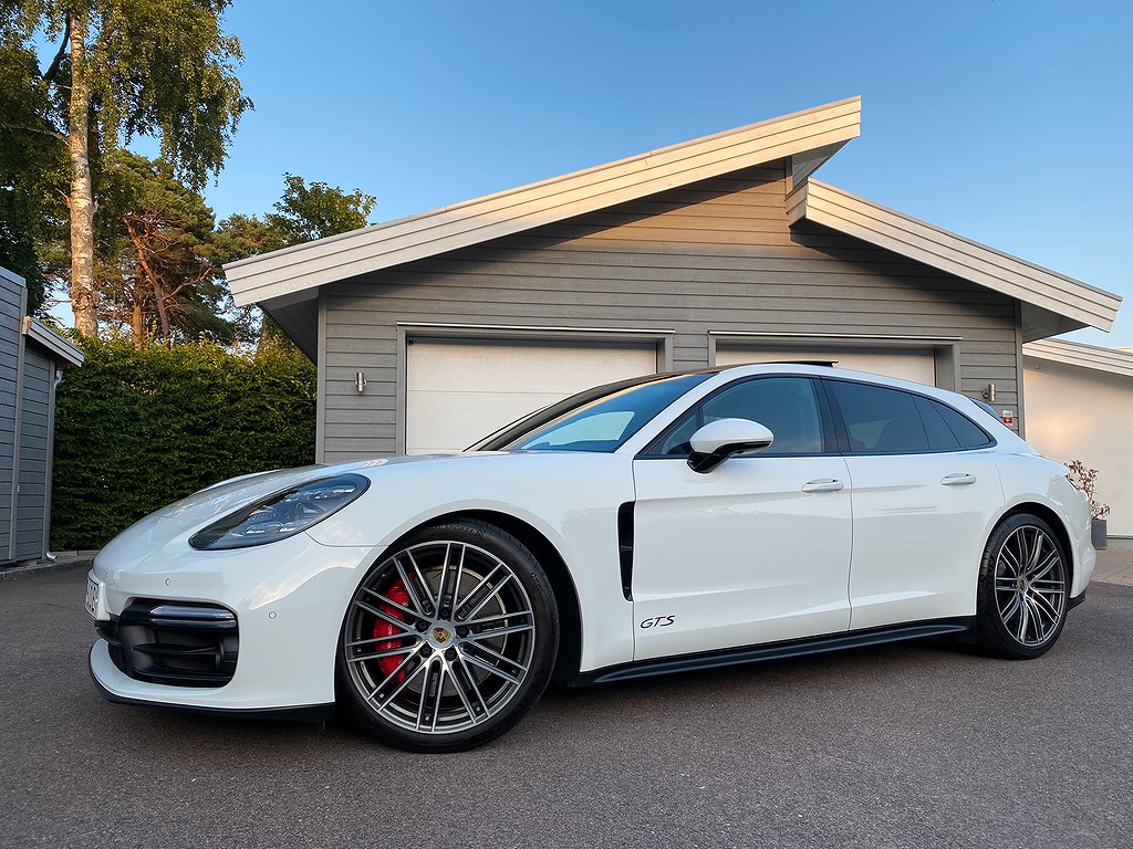 Porsche - Panamera