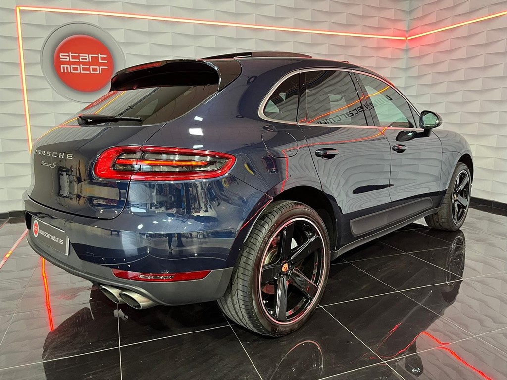 Porsche - Macan