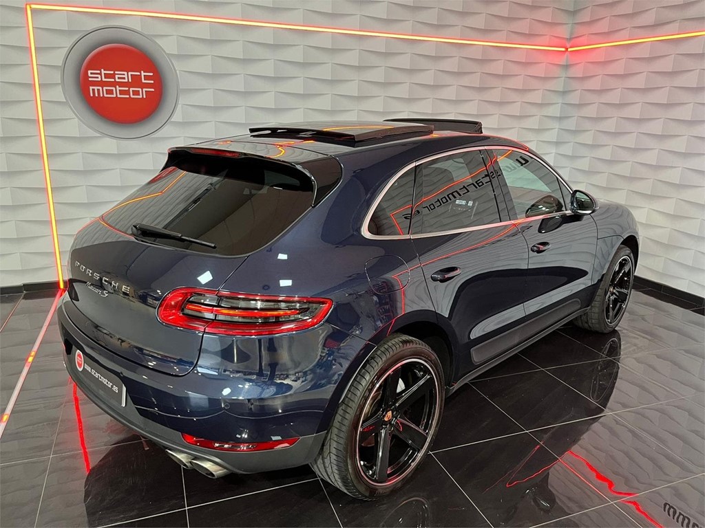 Porsche - Macan