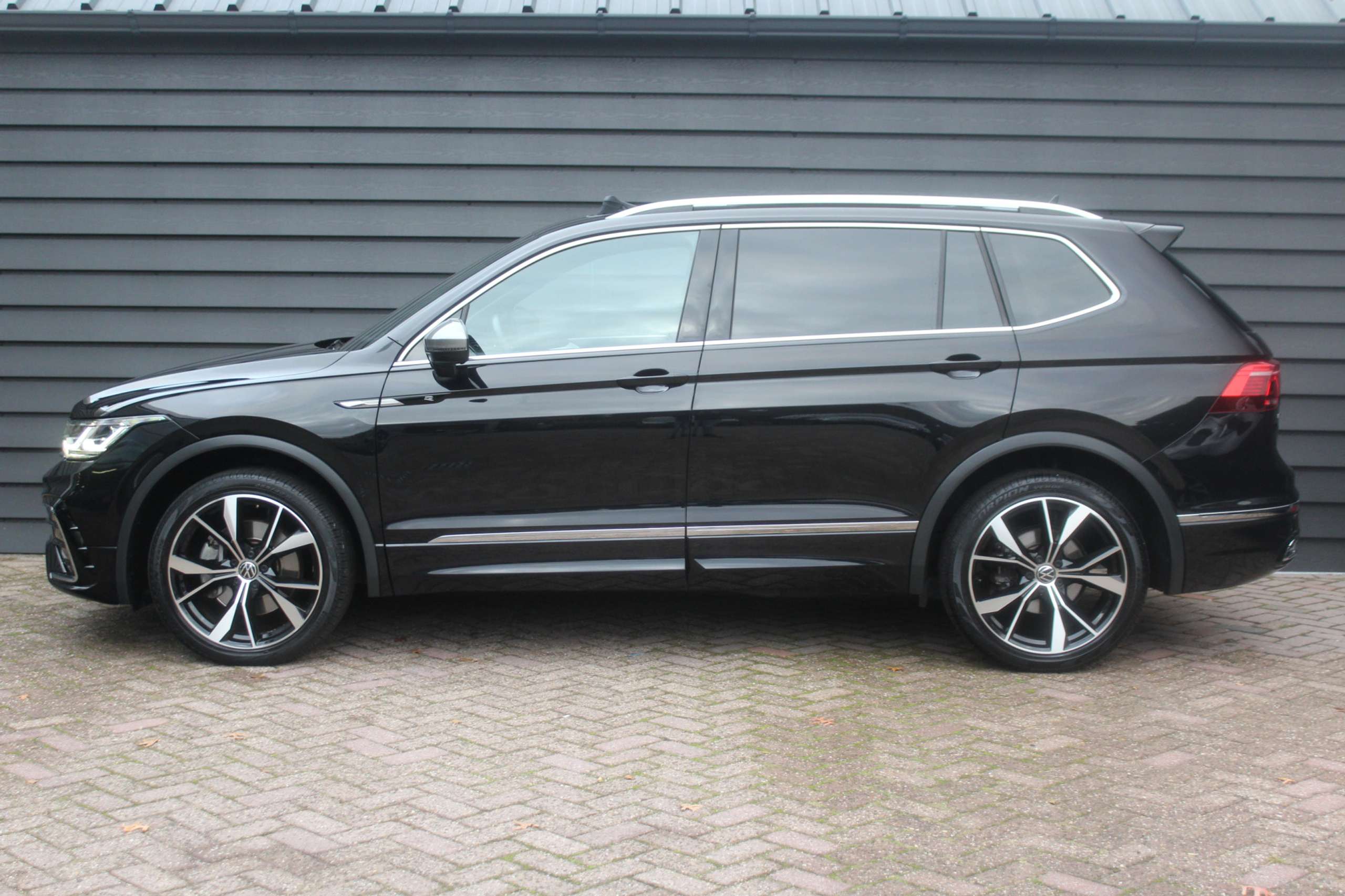 Volkswagen - Tiguan Allspace