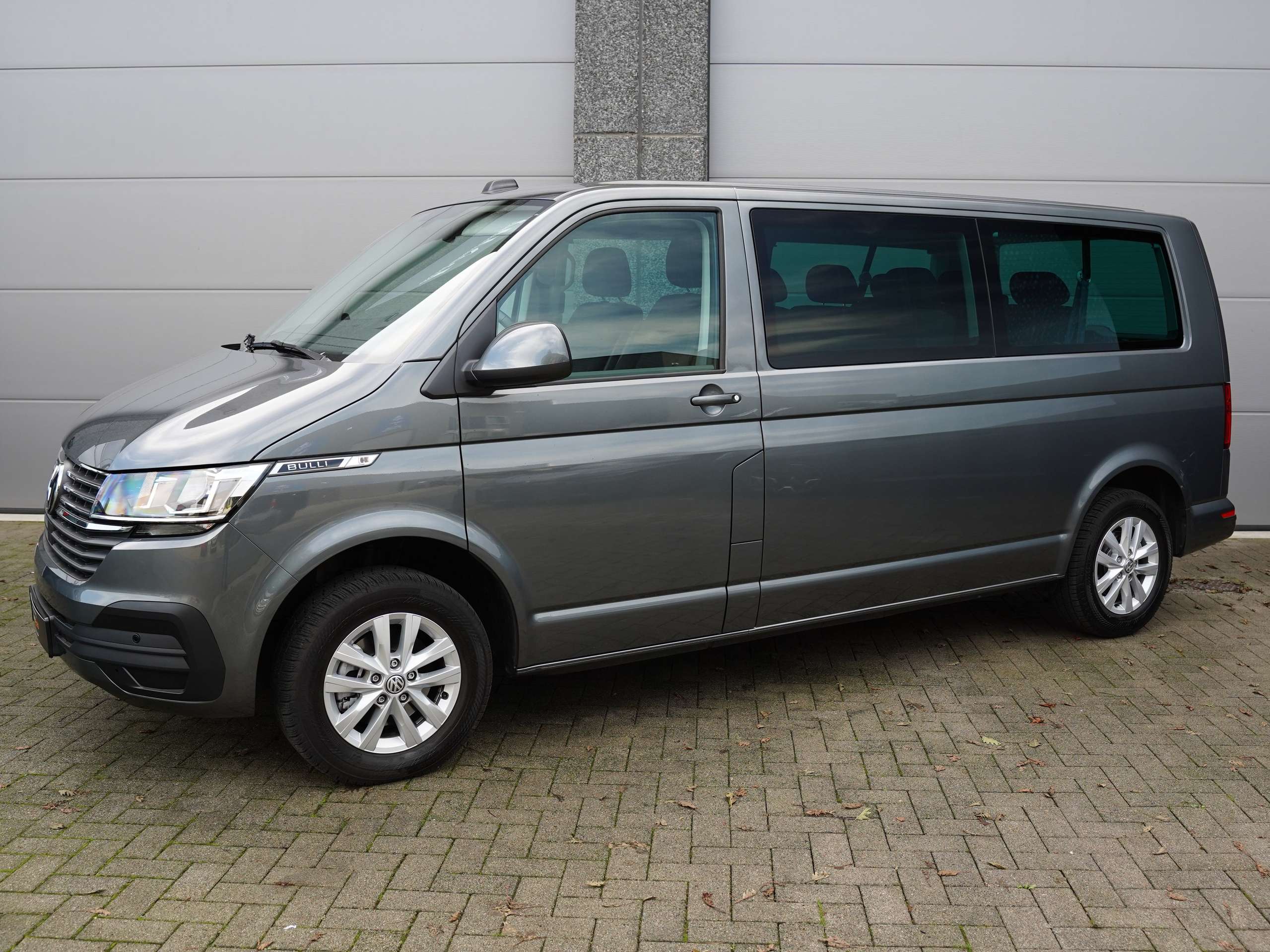 Volkswagen - T6.1 Caravelle