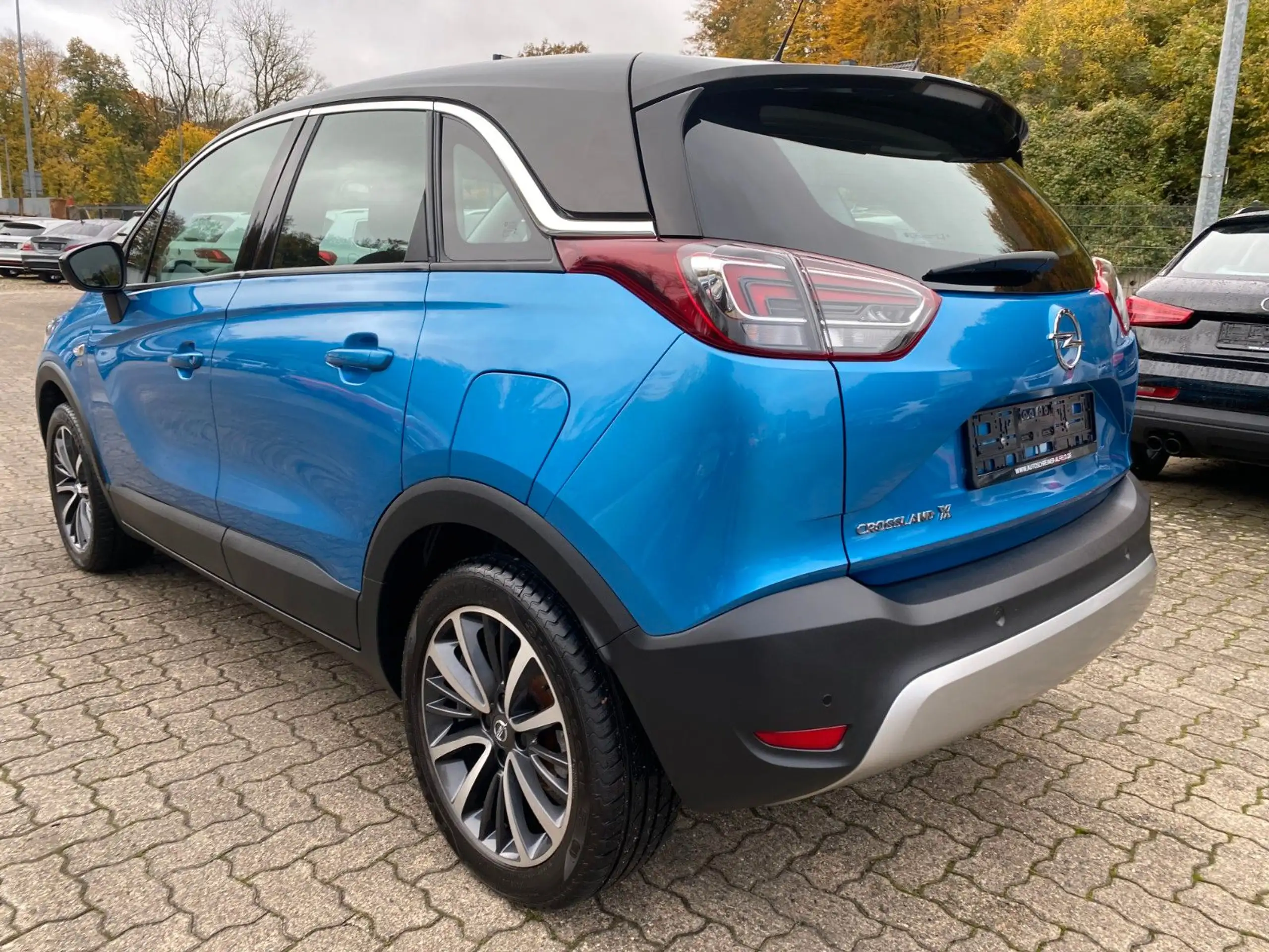 Opel - Crossland X