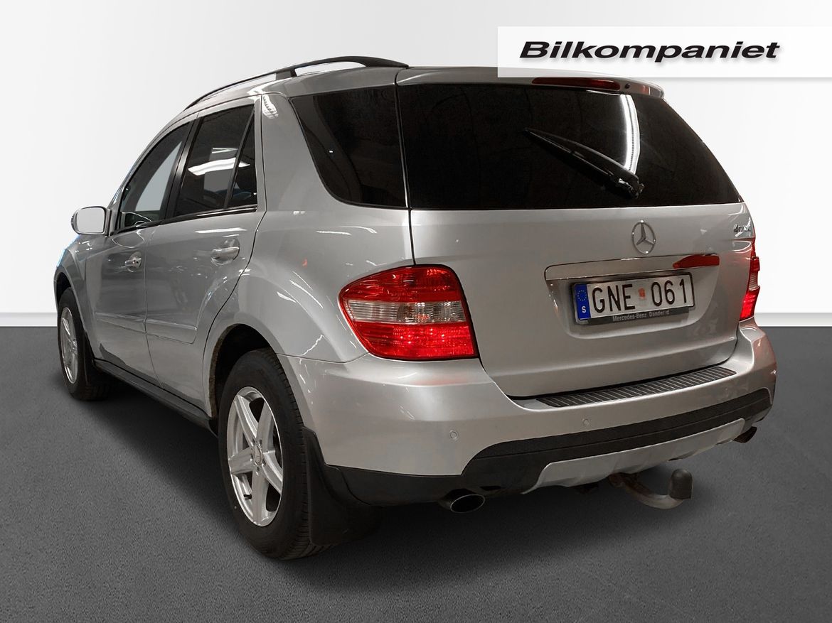 Mercedes-Benz - ML