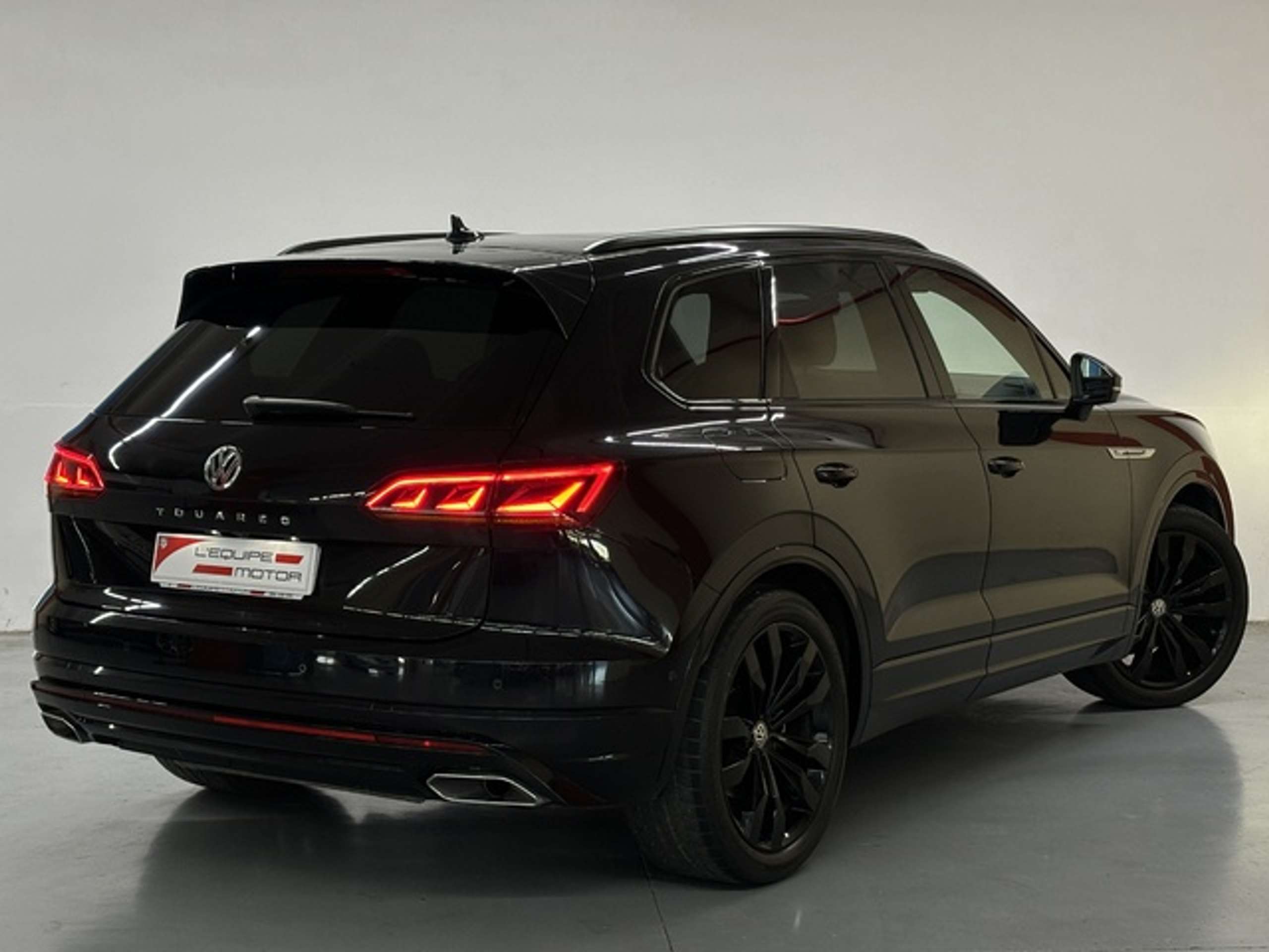 Volkswagen - Touareg