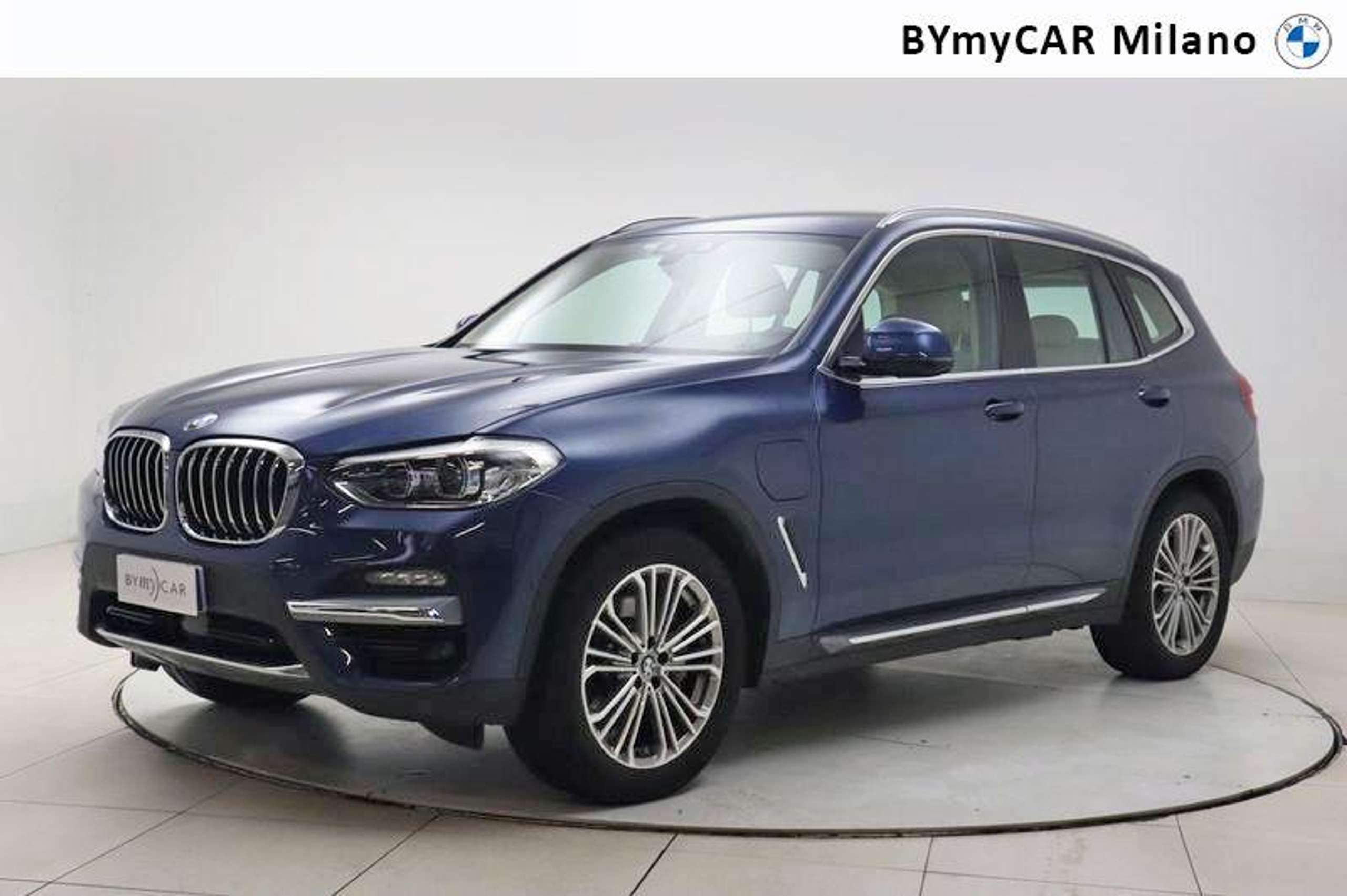 BMW - X3