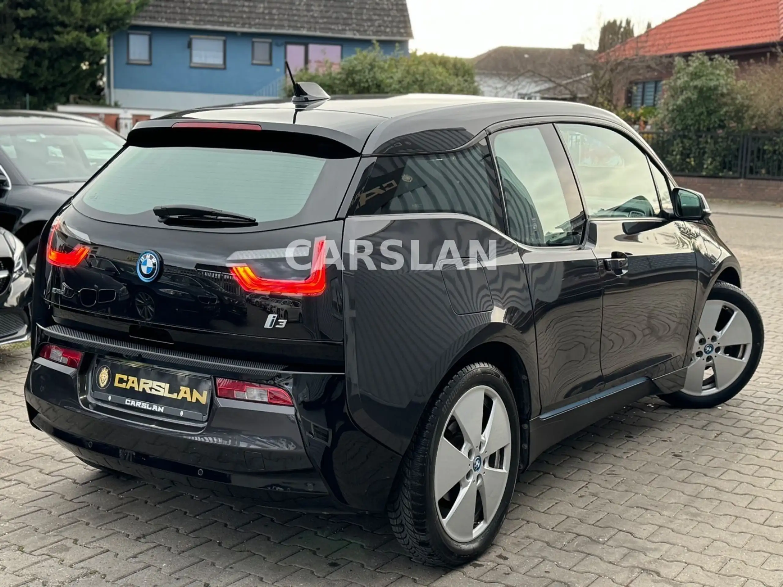 BMW - i3