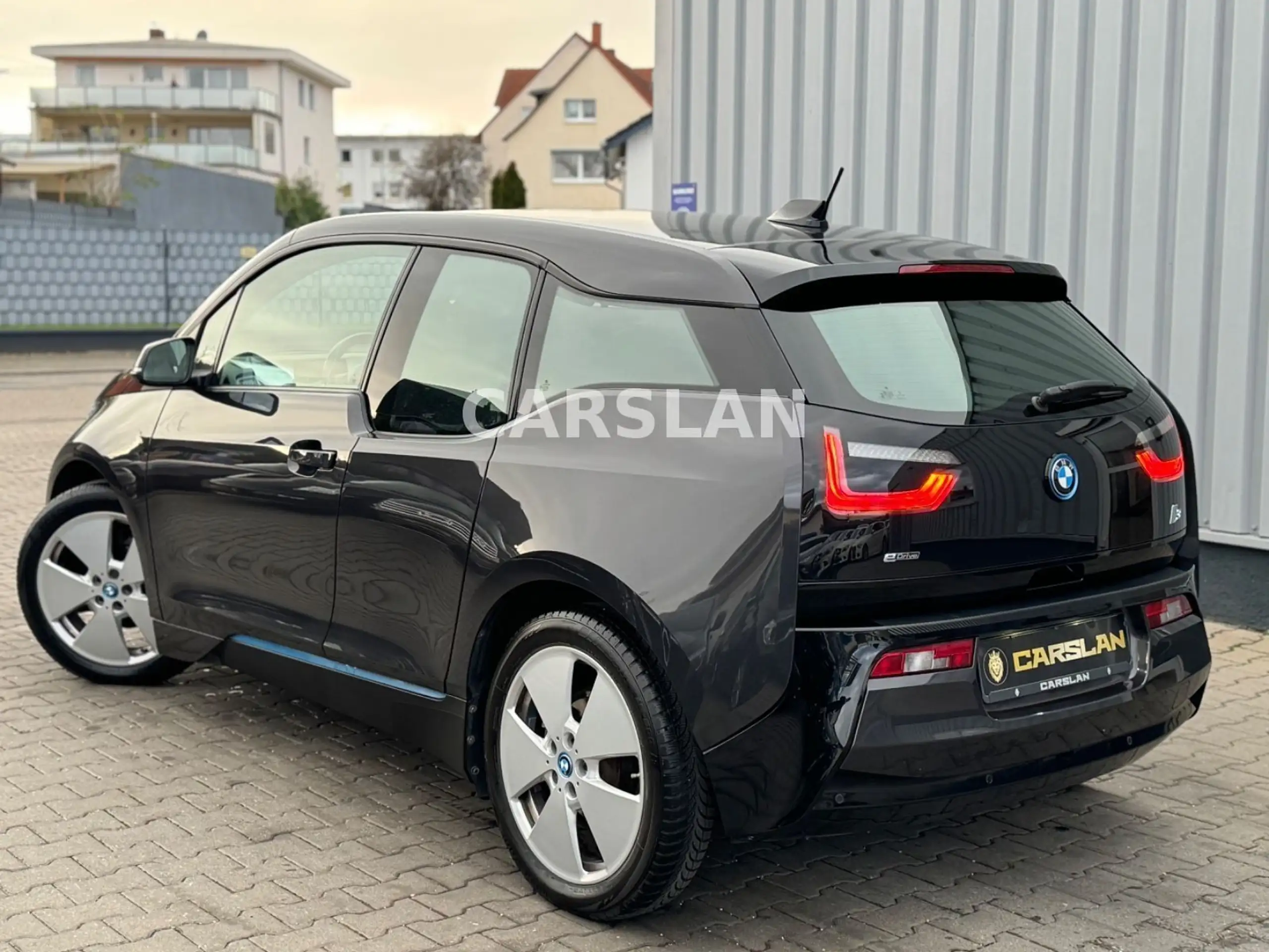 BMW - i3