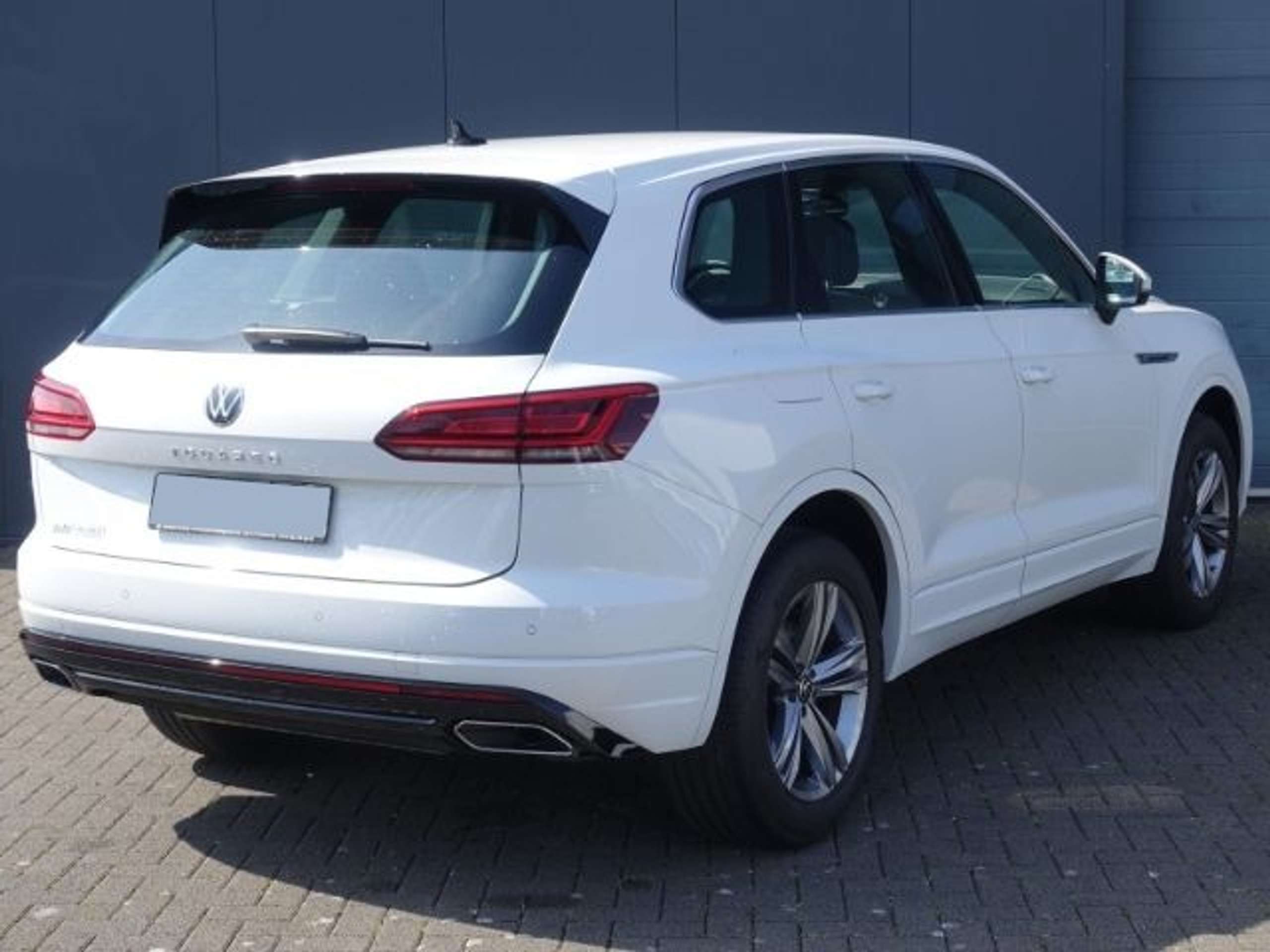 Volkswagen - Touareg