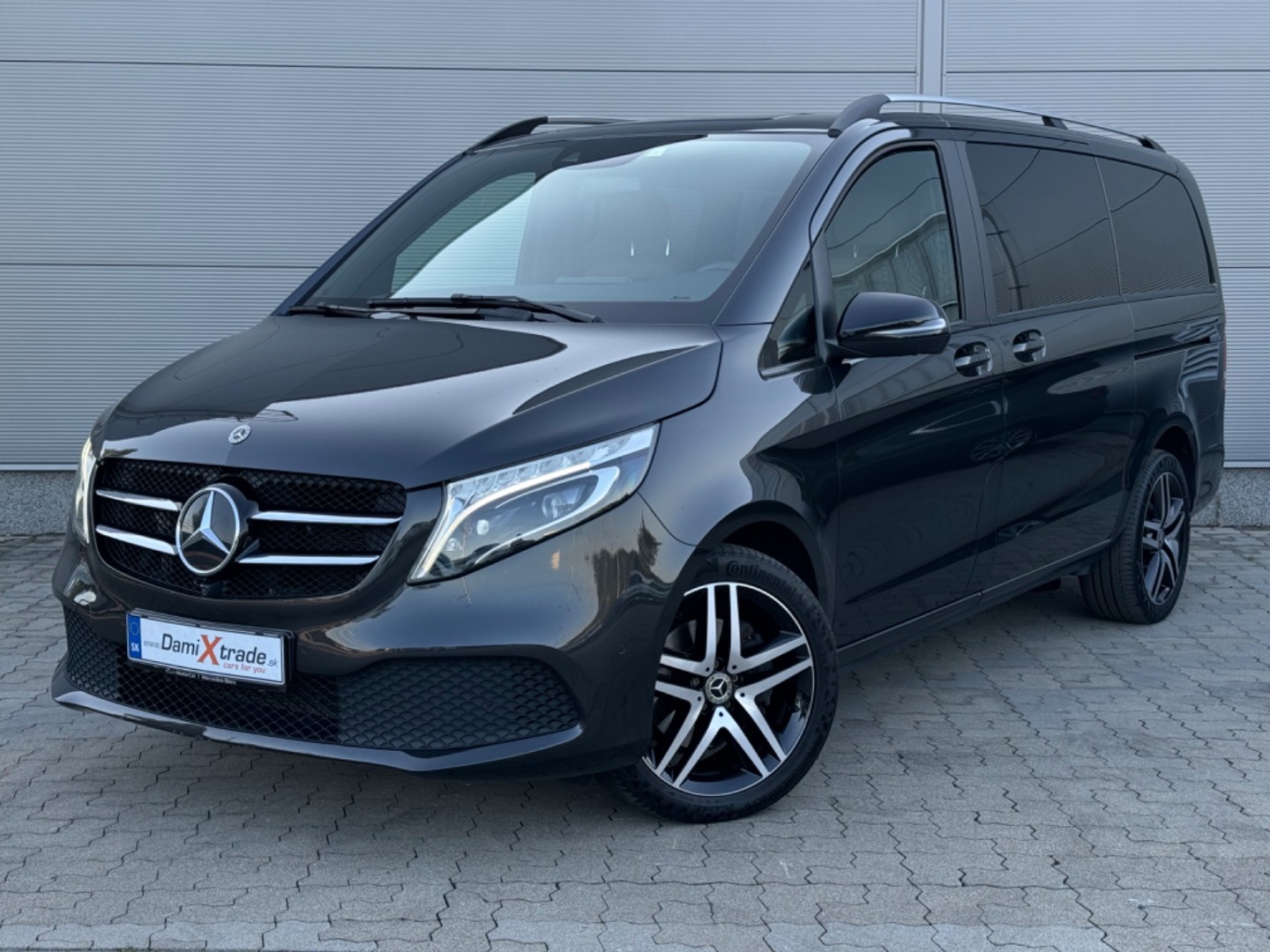 Mercedes-Benz - V-Class