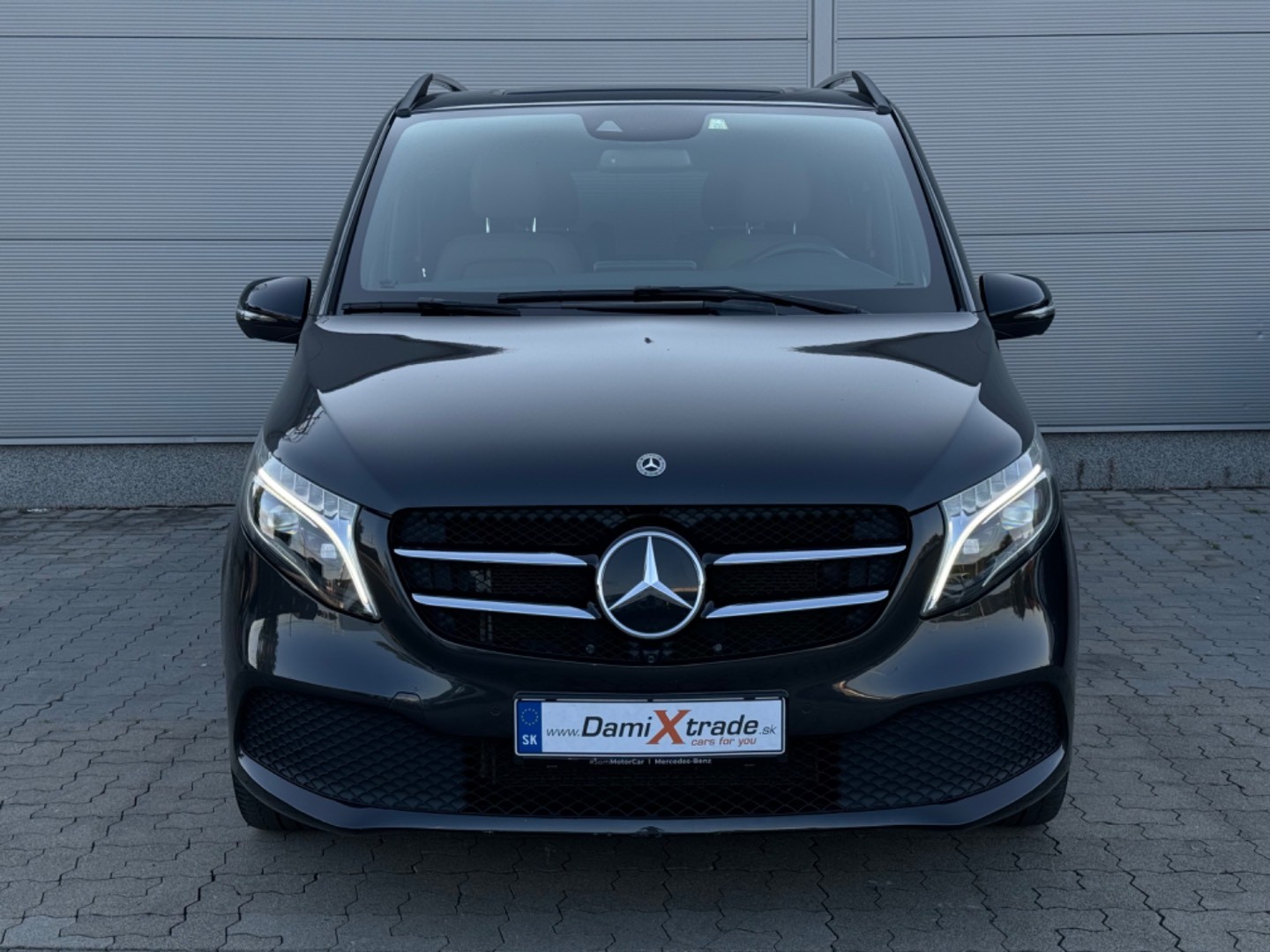 Mercedes-Benz - V-Class