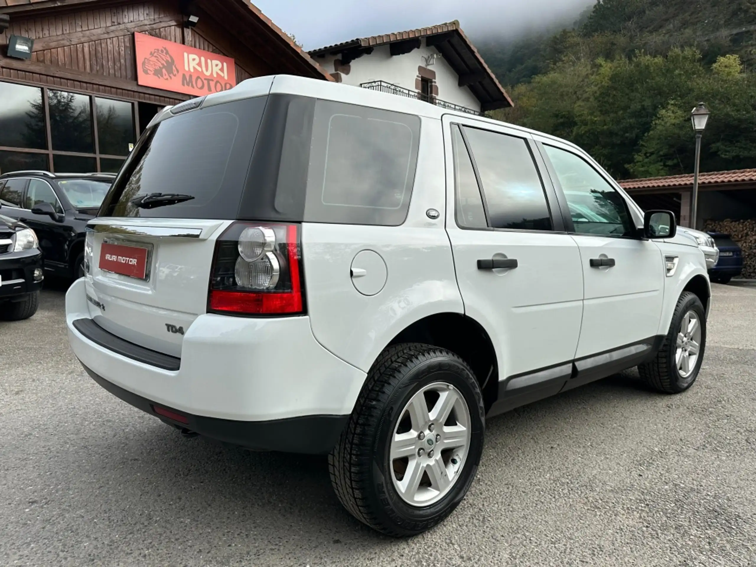 Land Rover - Freelander