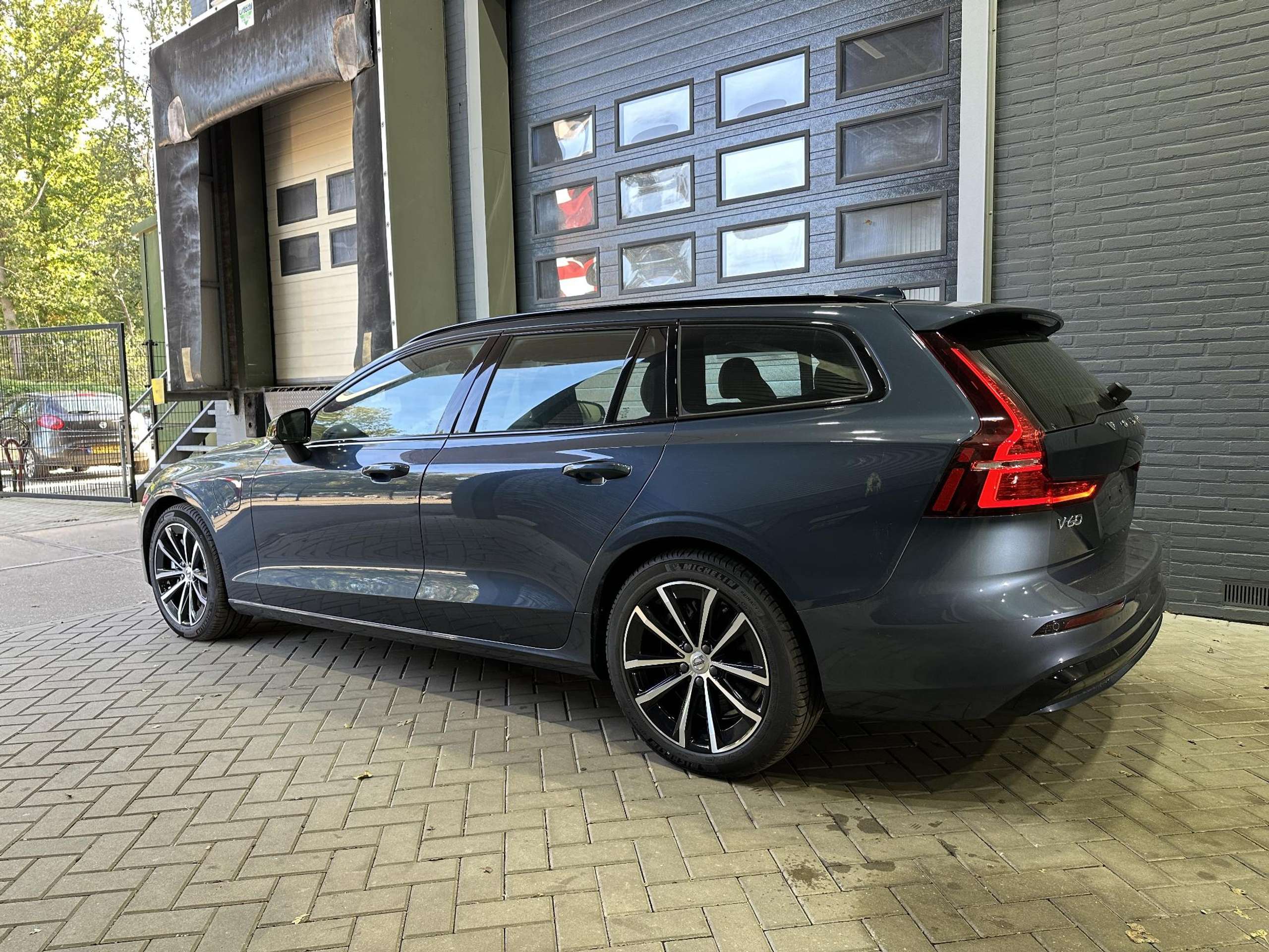 Volvo - V60