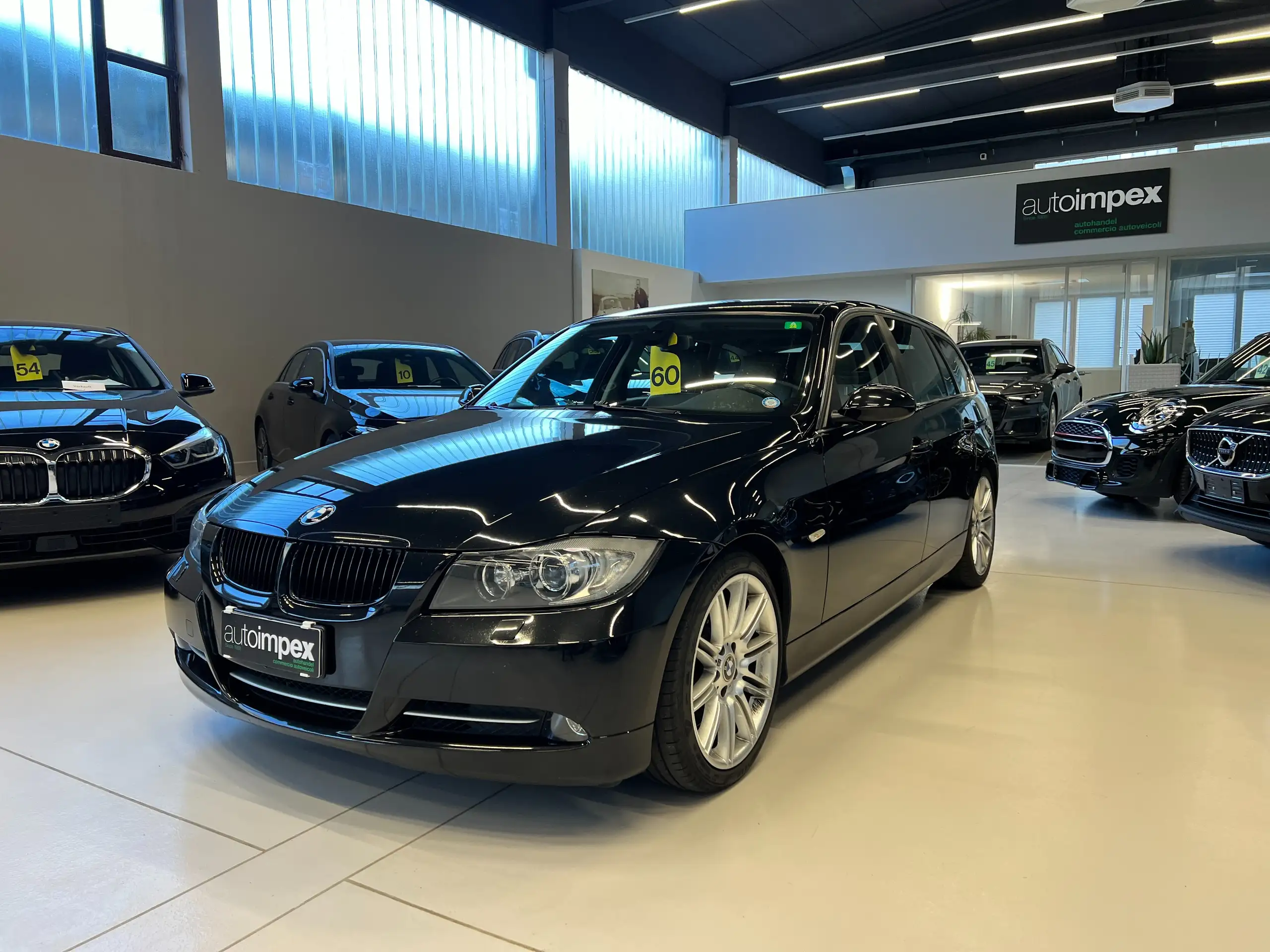 BMW - 335