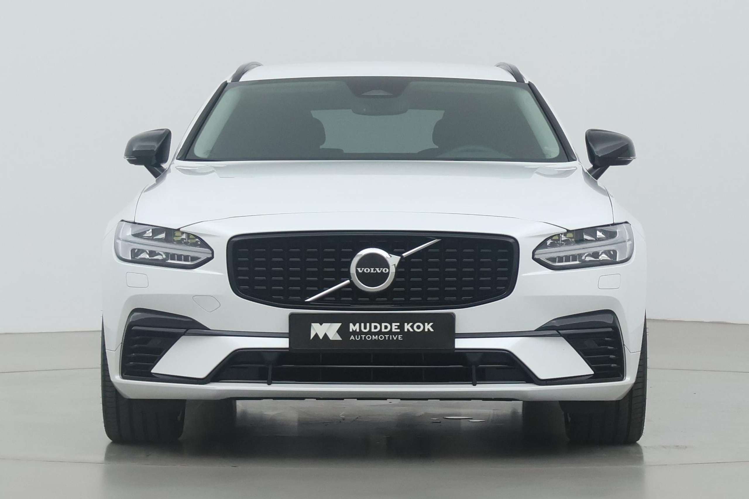 Volvo - V90