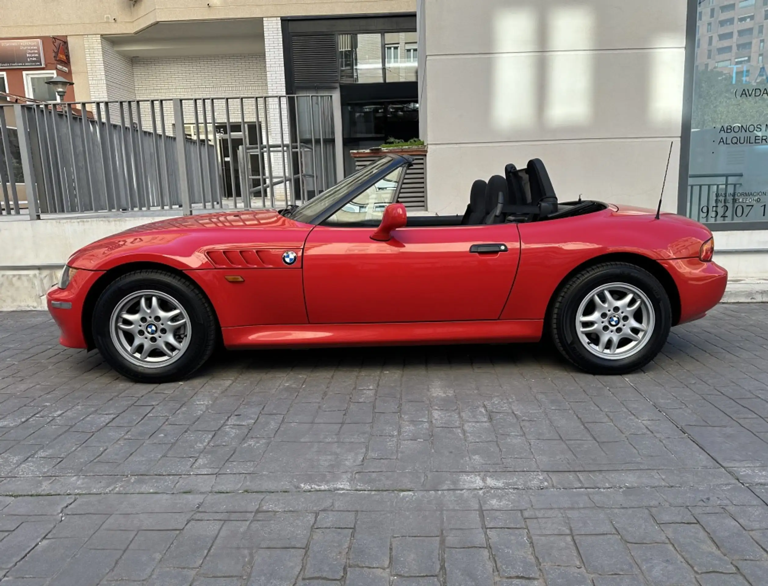 BMW - Z3