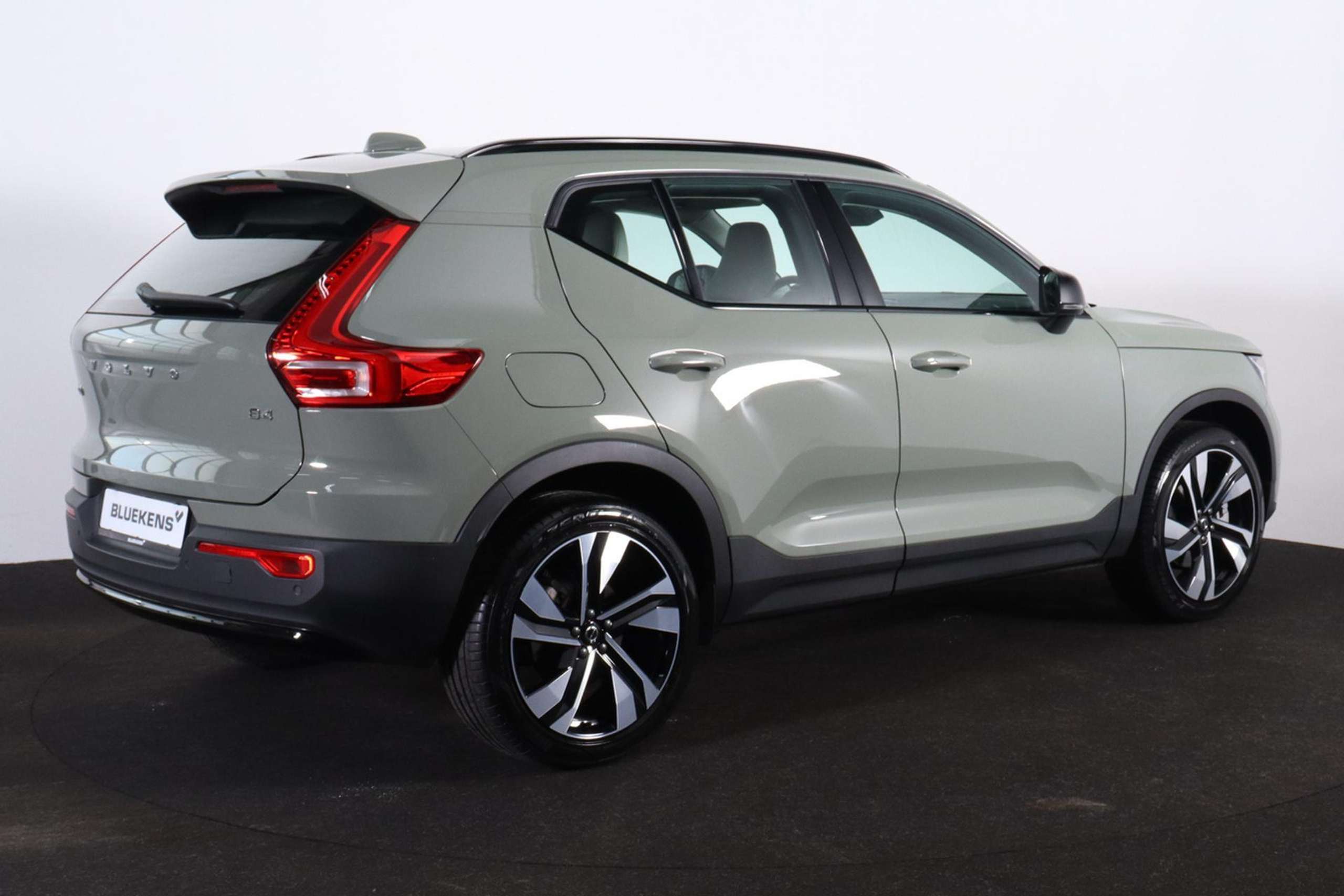 Volvo - XC40