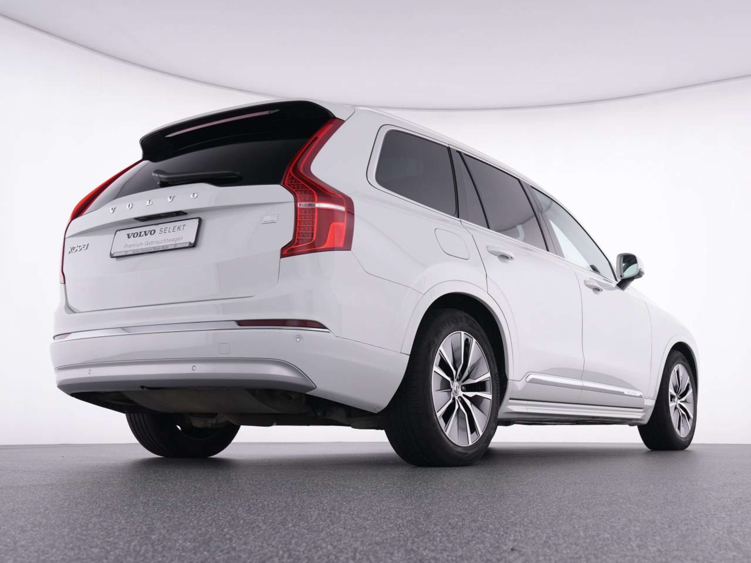 Volvo - XC90