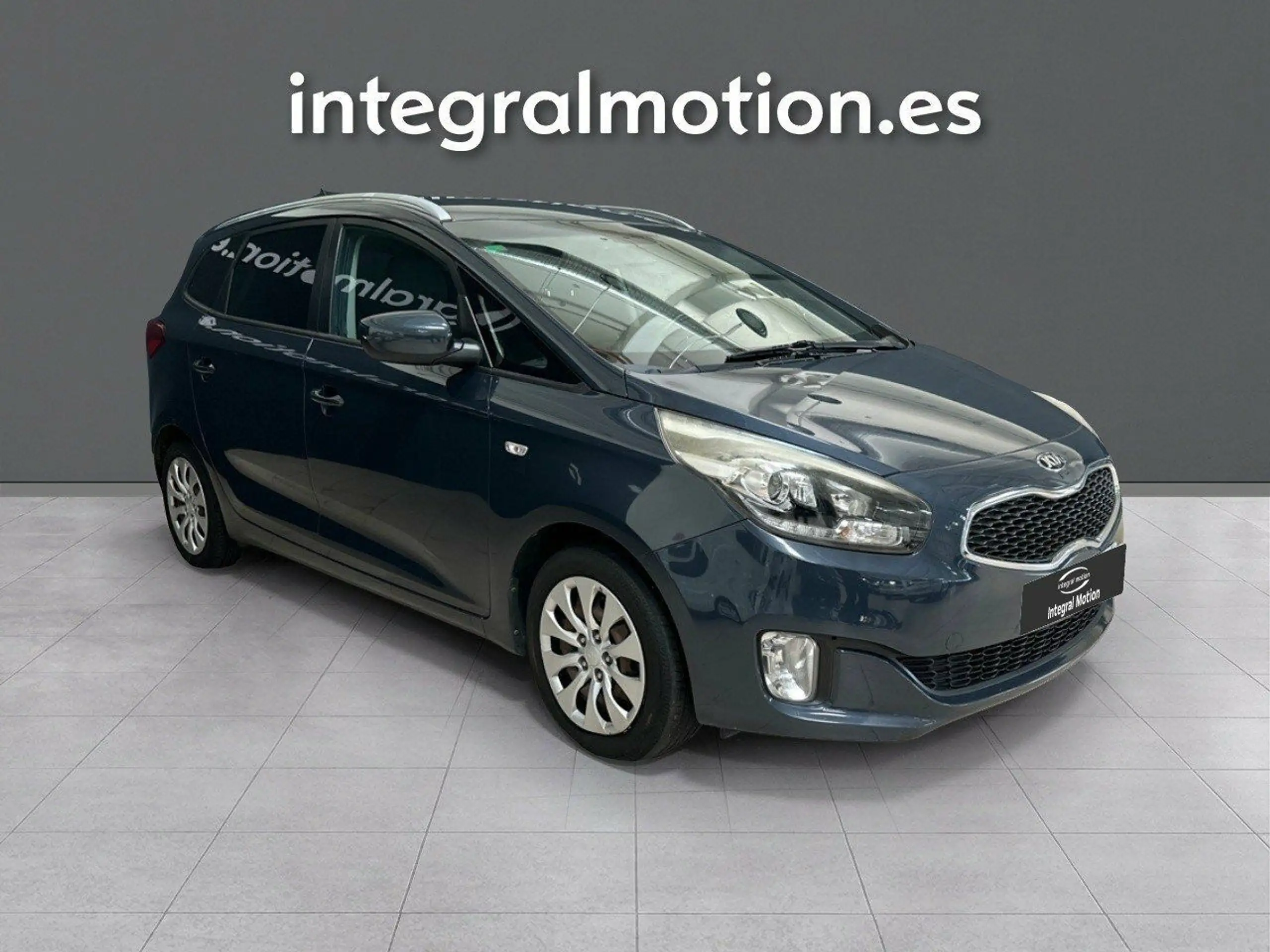 Kia - Carens