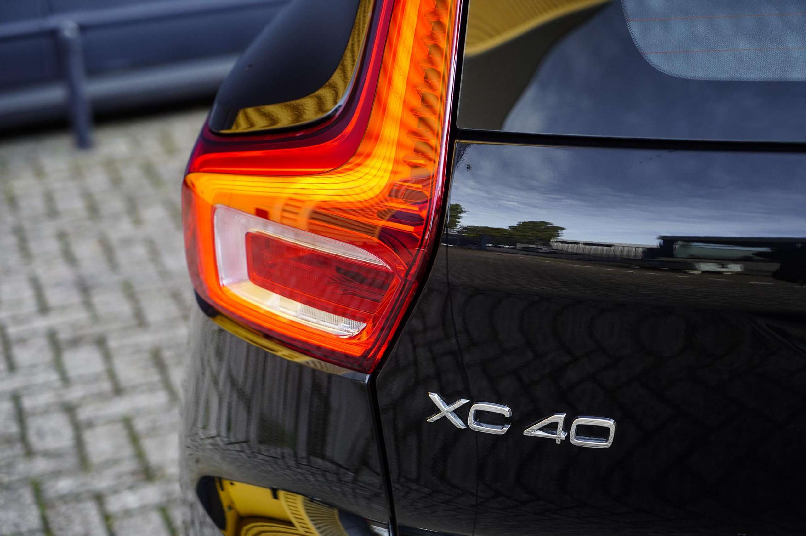 Volvo - XC40