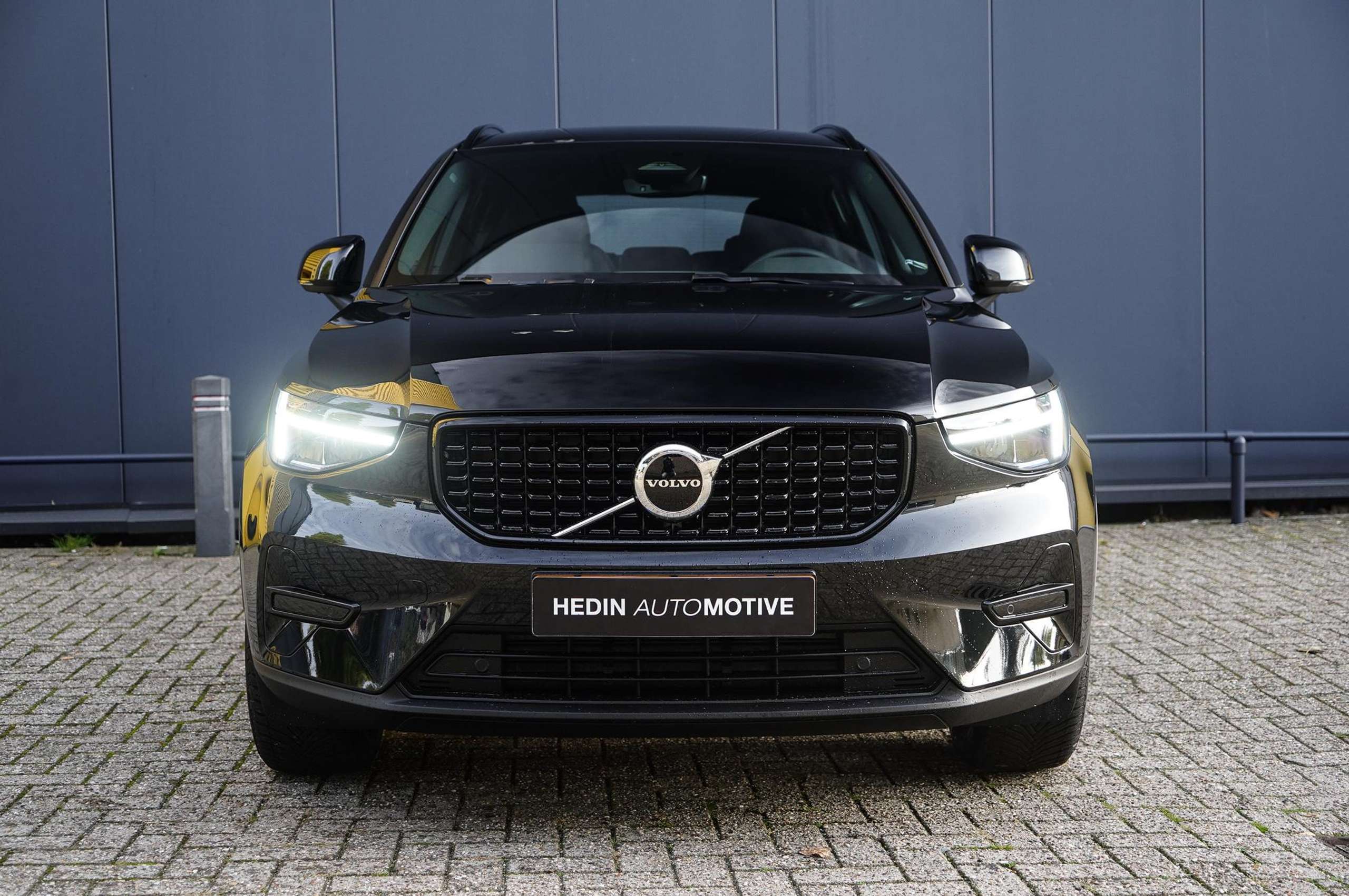 Volvo - XC40