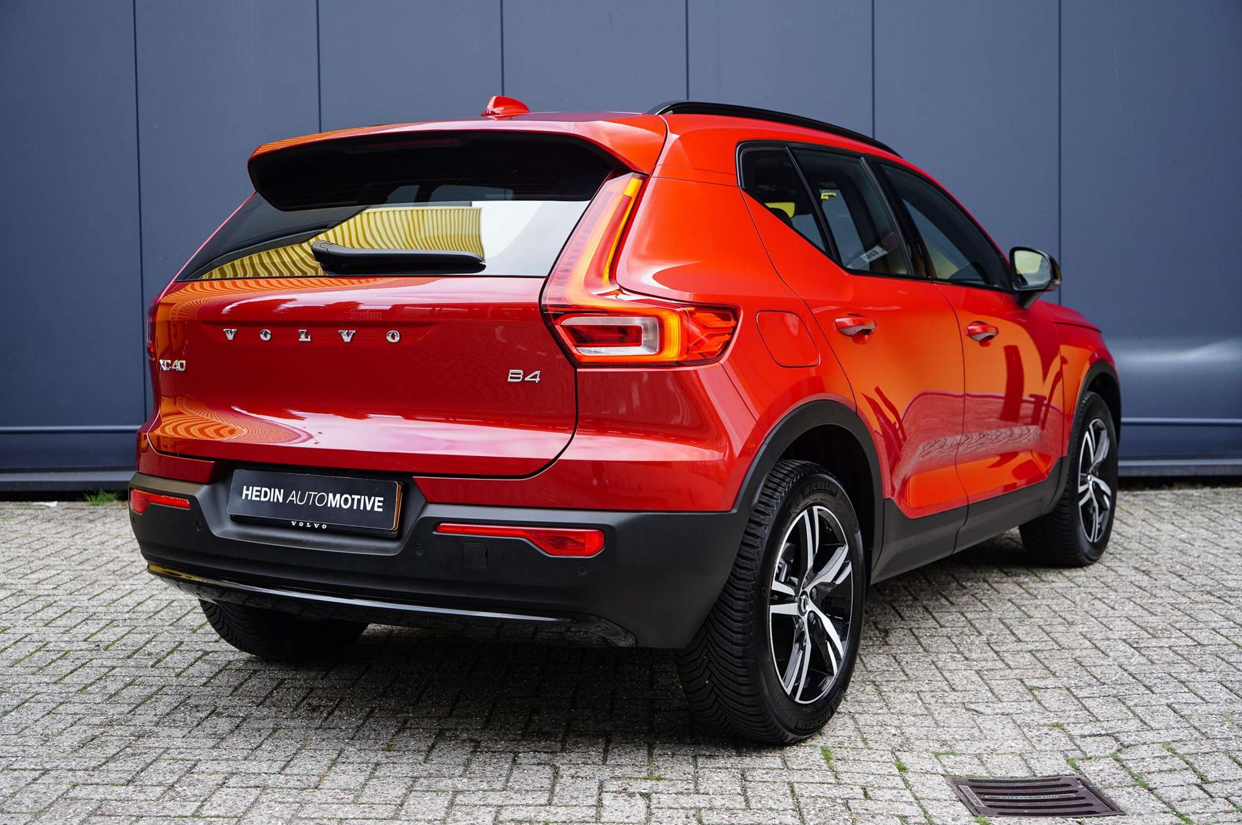 Volvo - XC40