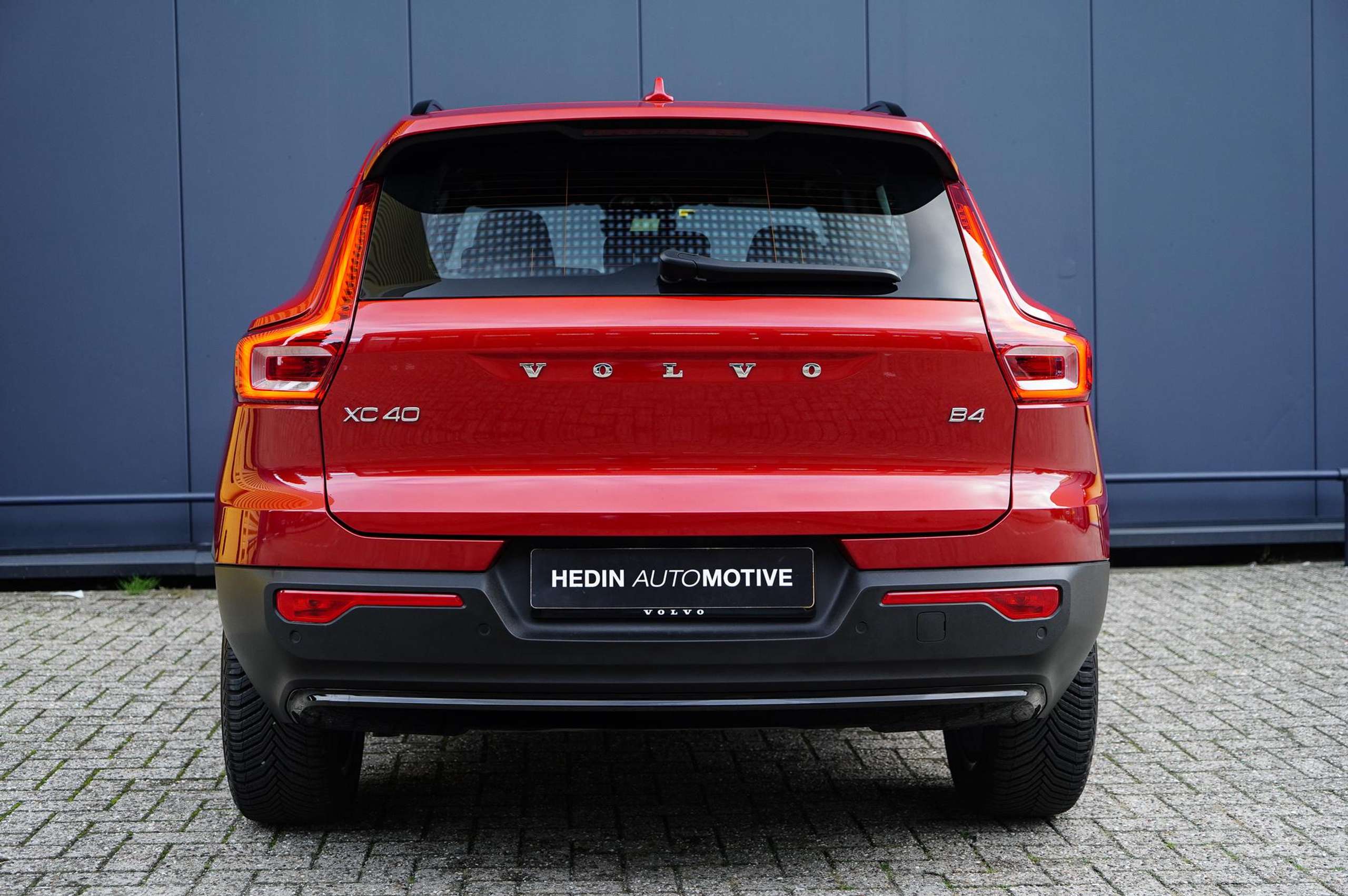 Volvo - XC40