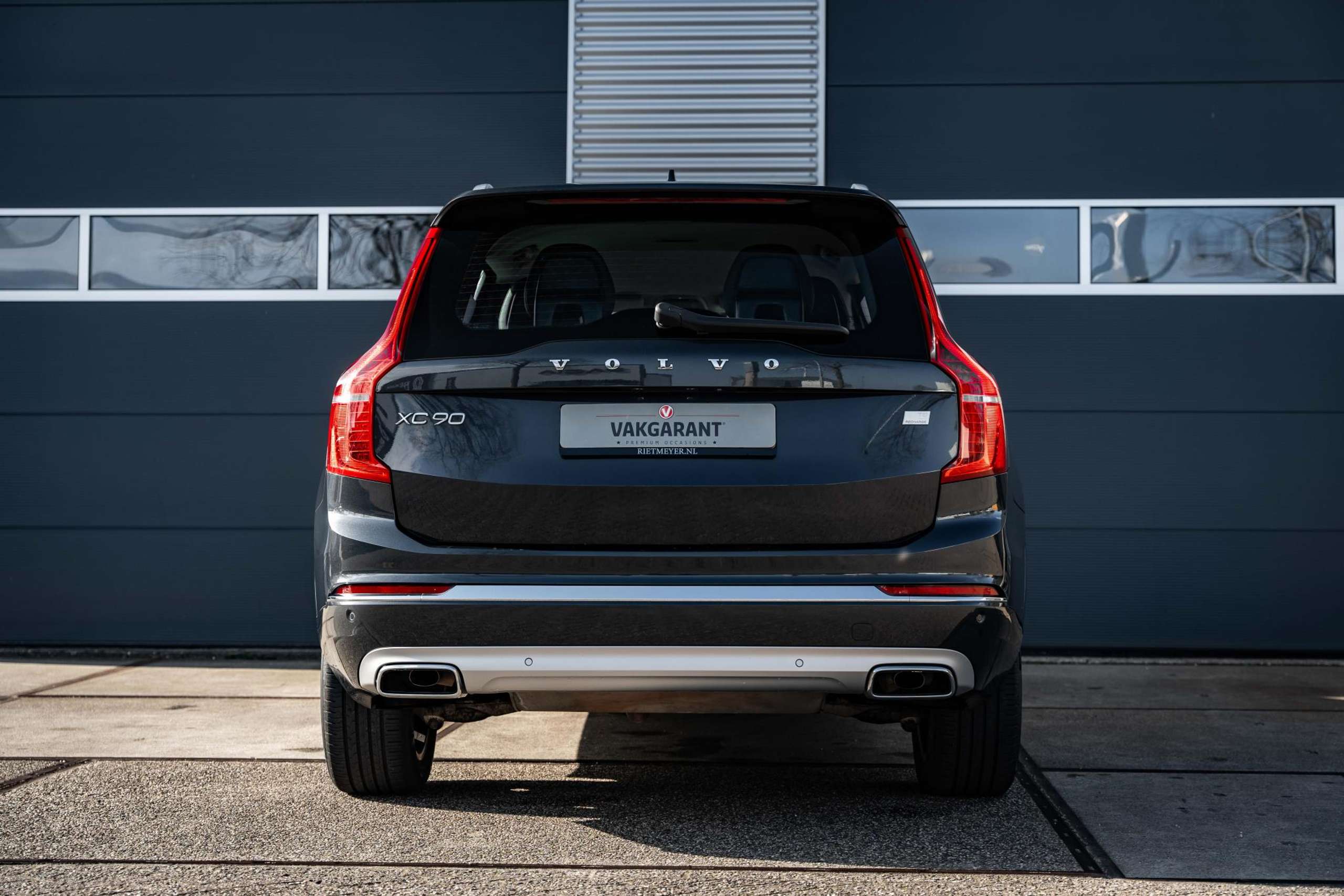 Volvo - XC90