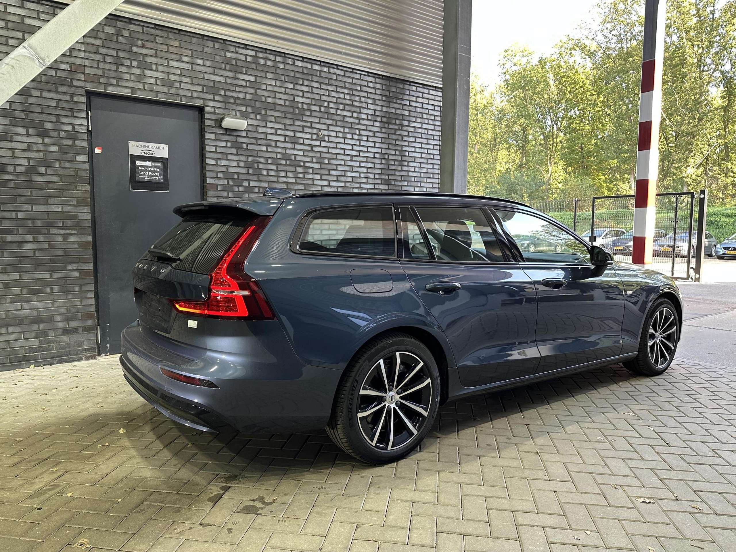 Volvo - V60