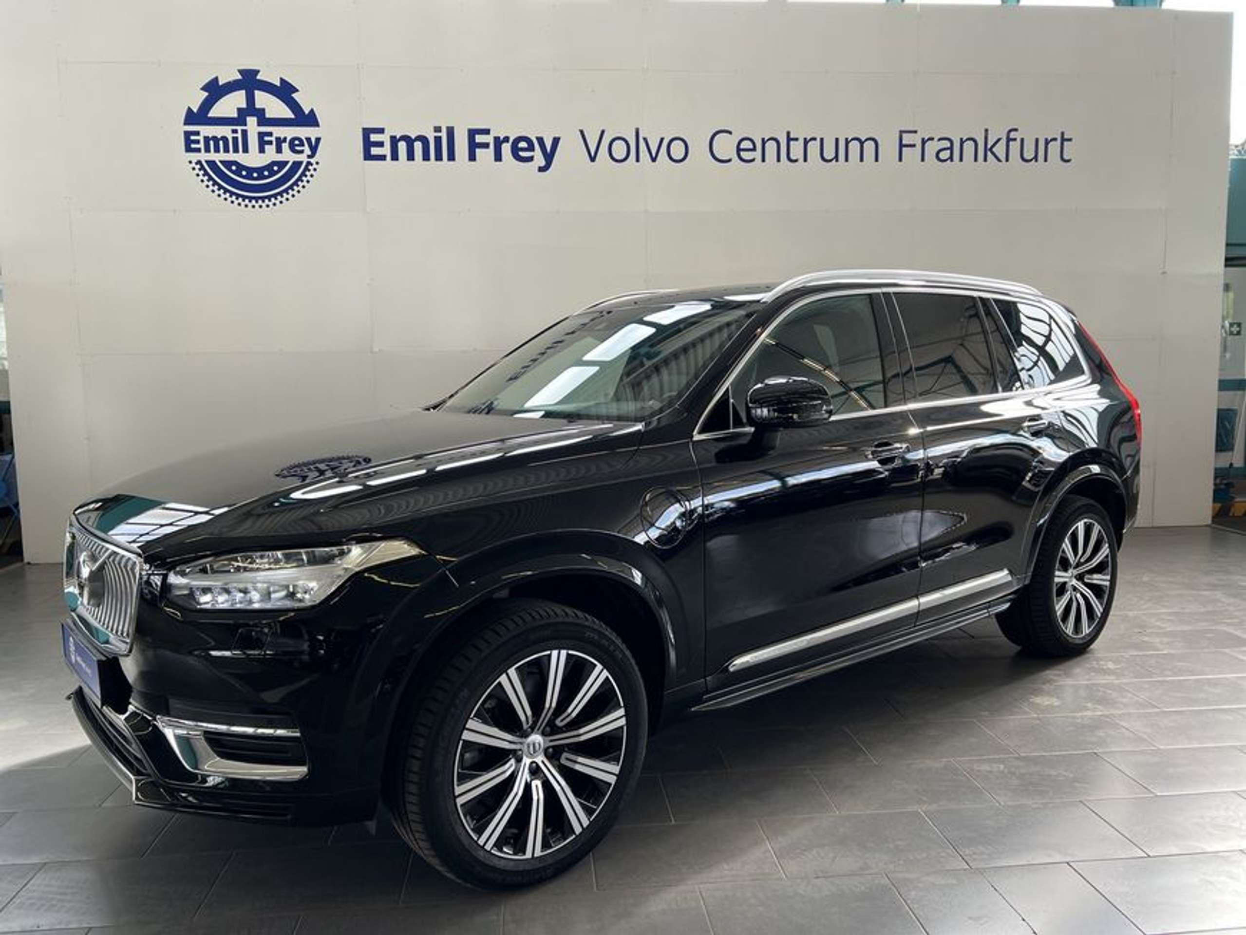 Volvo - XC90