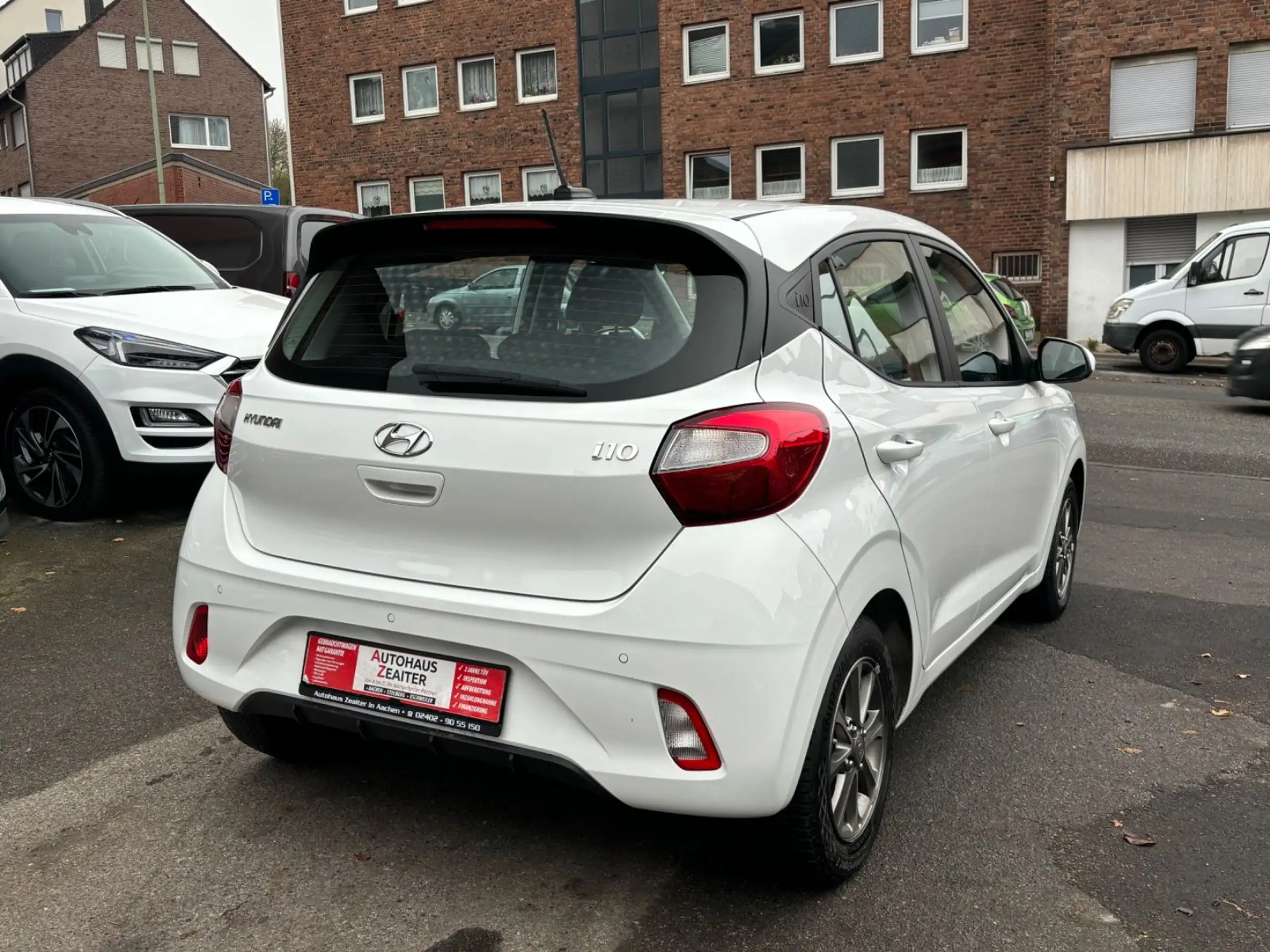 Hyundai - i10