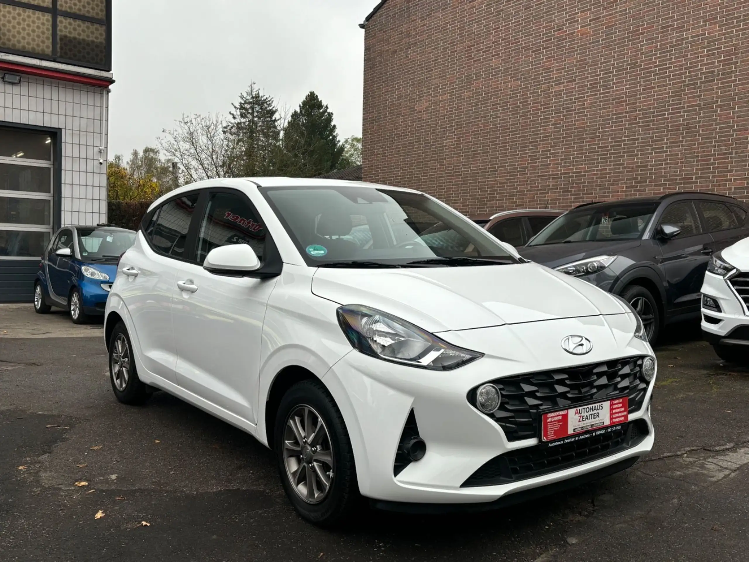 Hyundai - i10