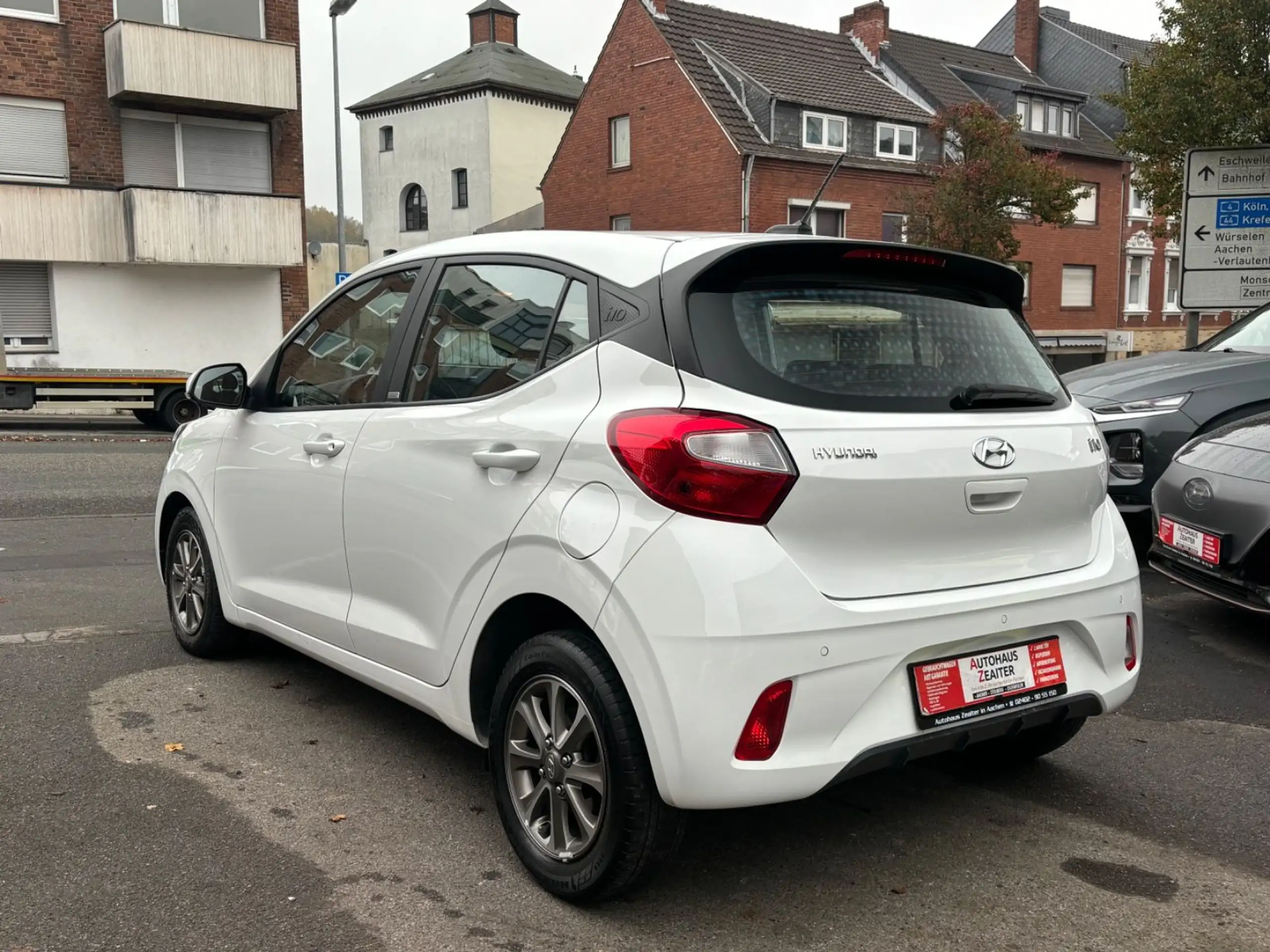 Hyundai - i10