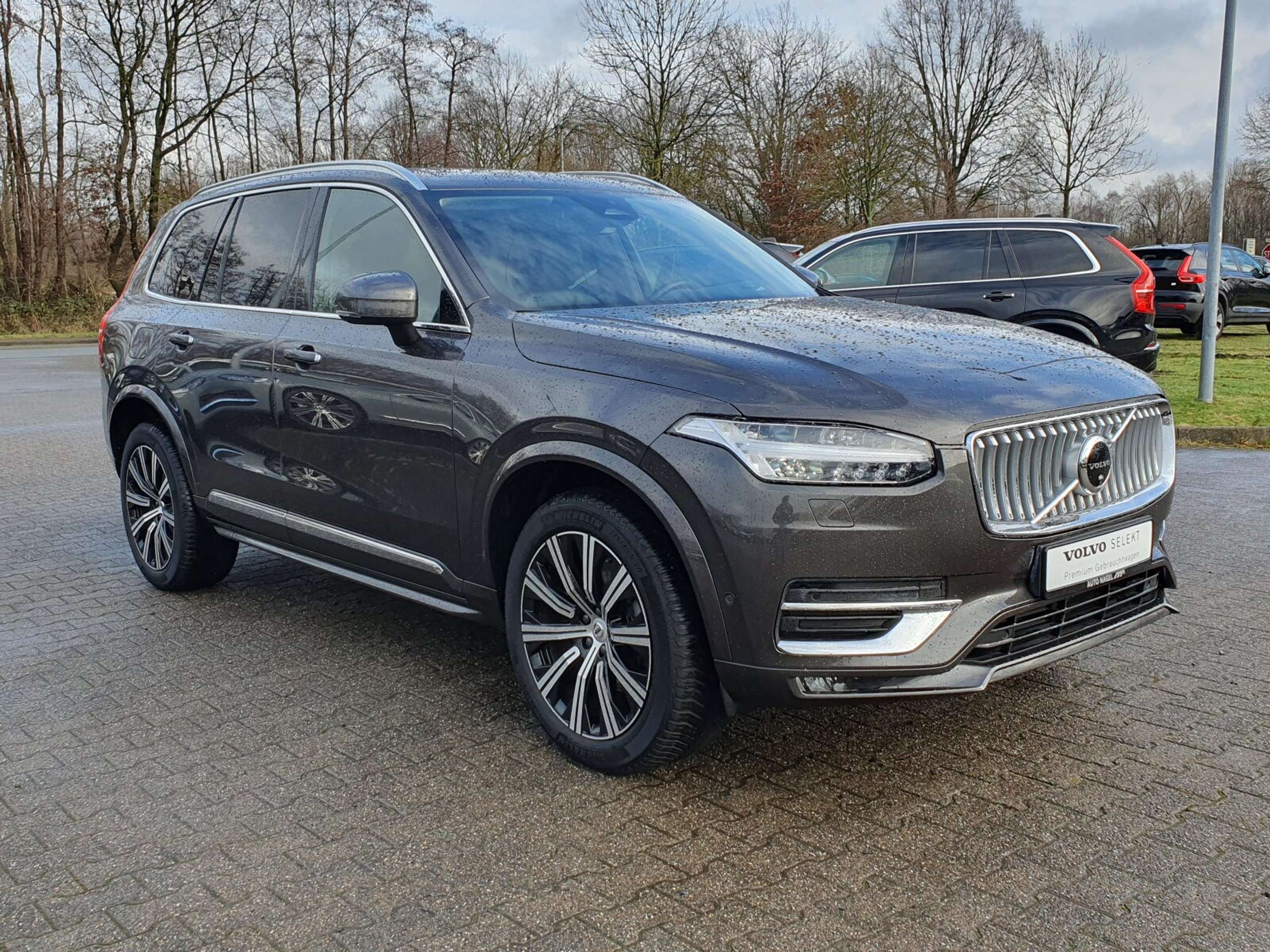 Volvo - XC90