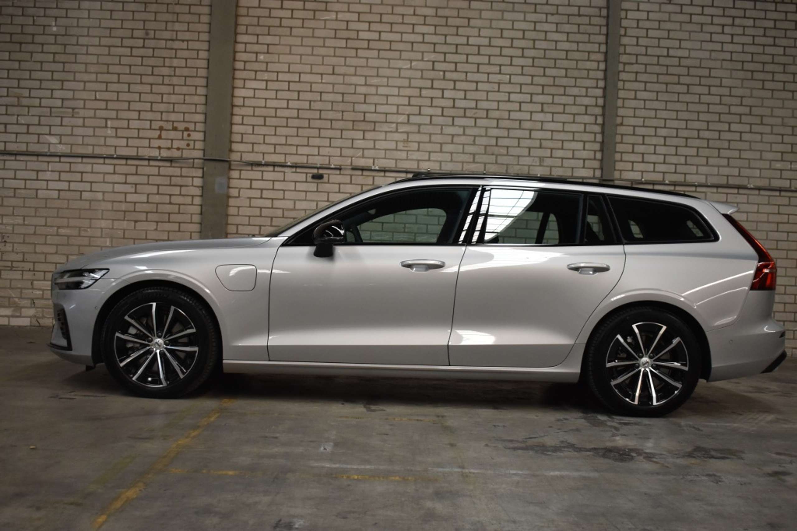 Volvo - V60