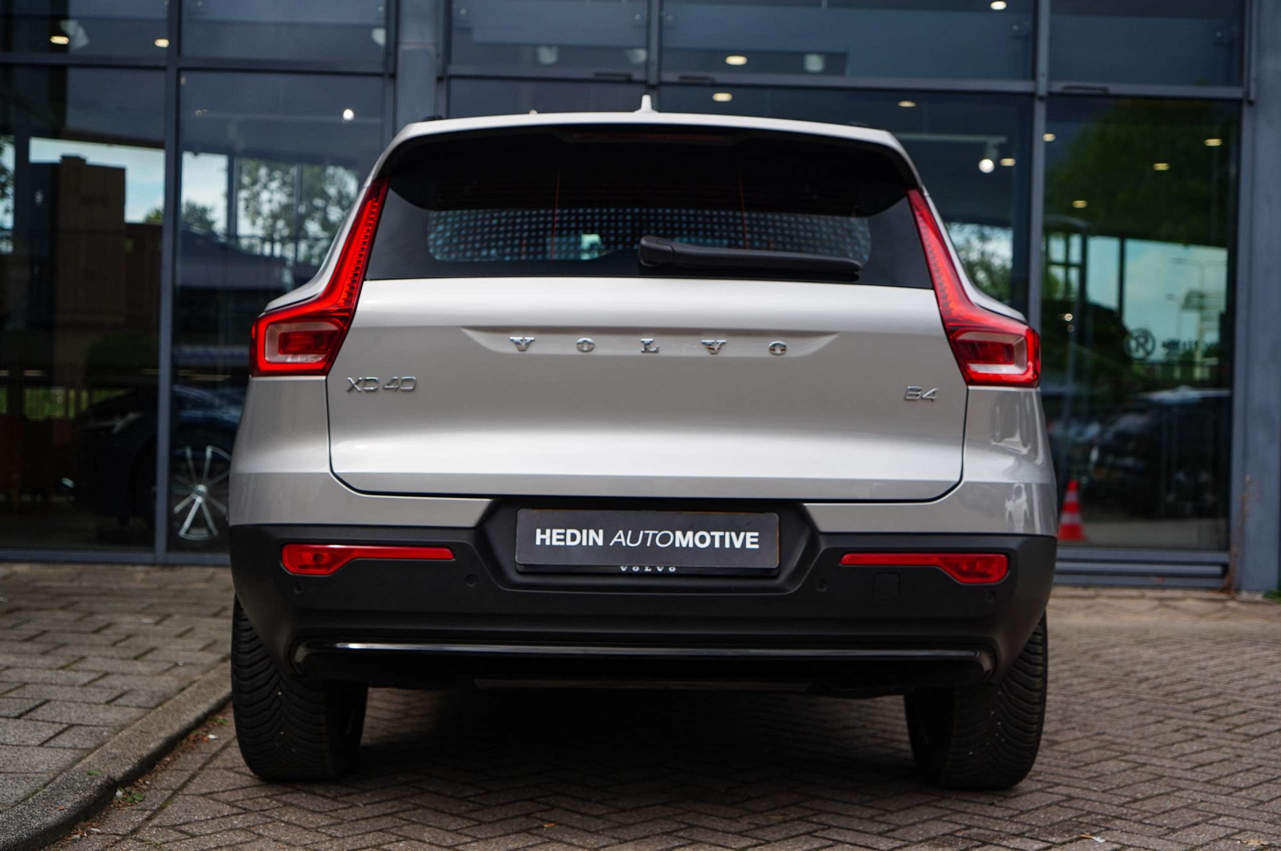 Volvo - XC40