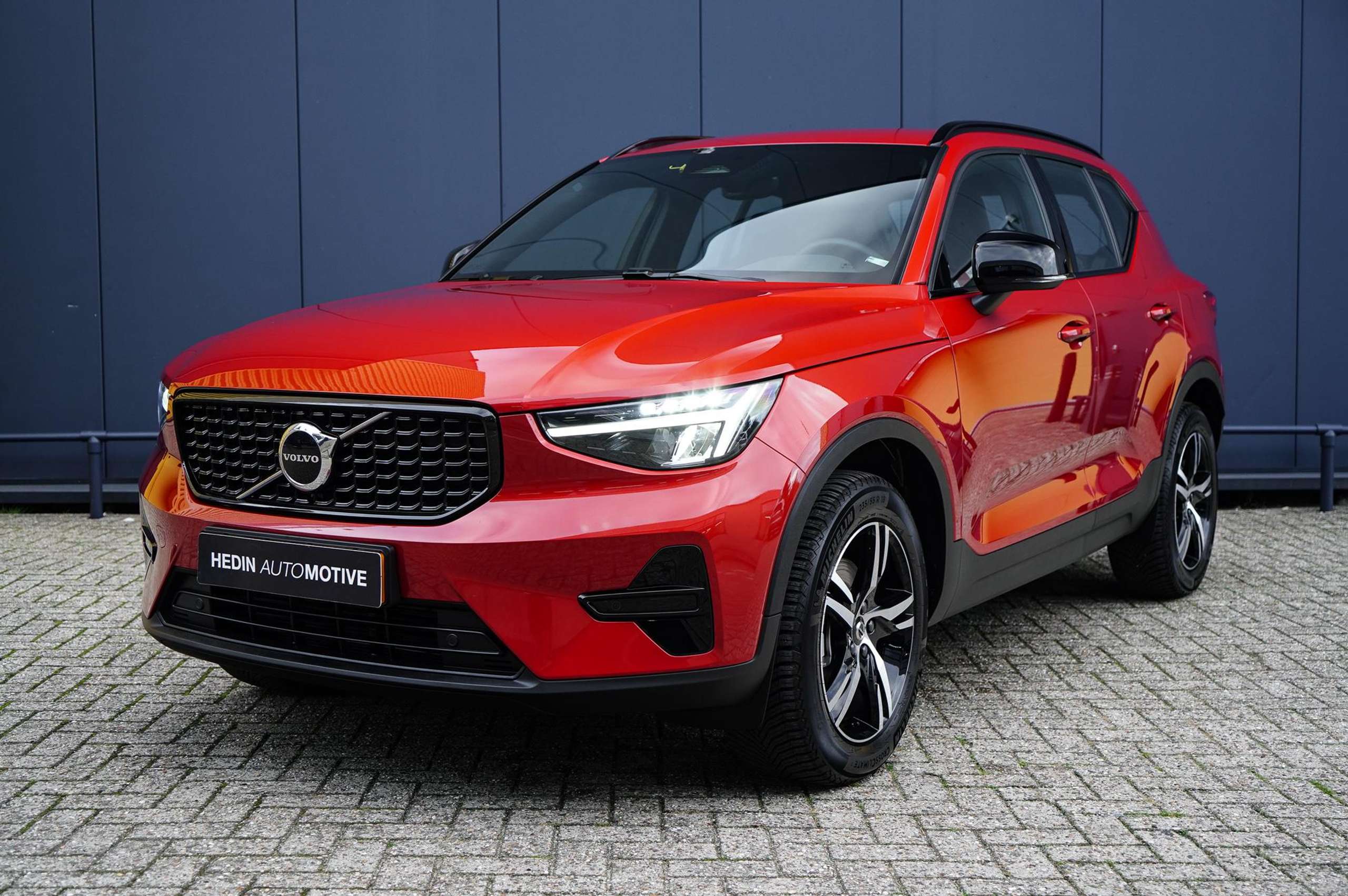 Volvo XC40 2024